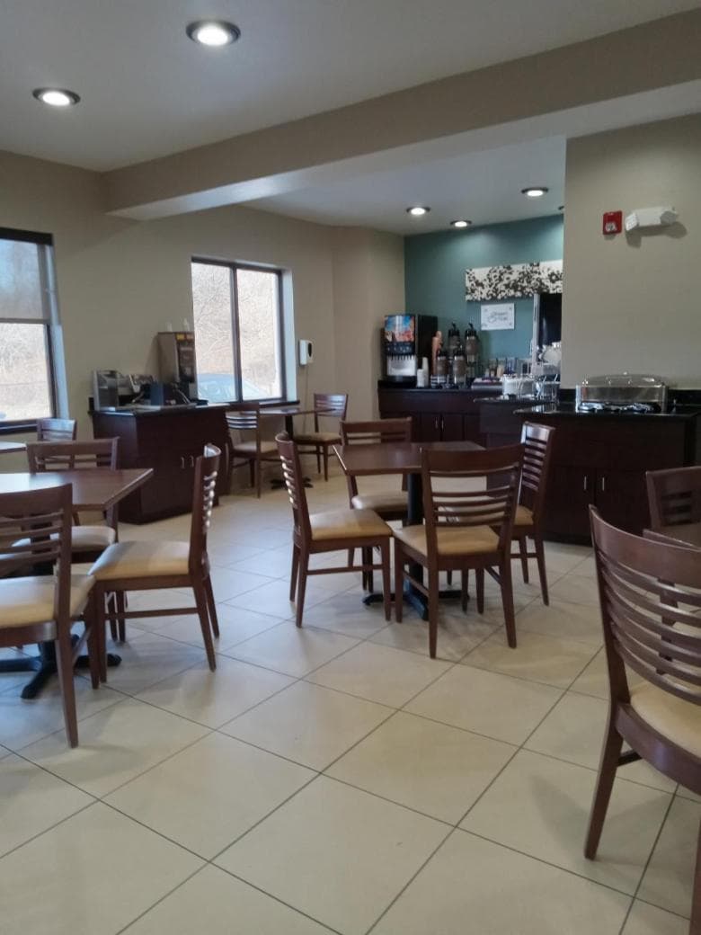 Sleep Inn & Suites Kingsport TriCities Airport gallery photo in Kingsport, TN — image 5