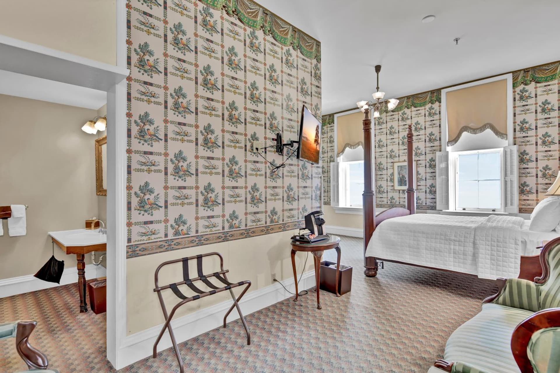 St James Hotel, a Historic Hotel of America gallery photo in Red Wing, MN — image 40