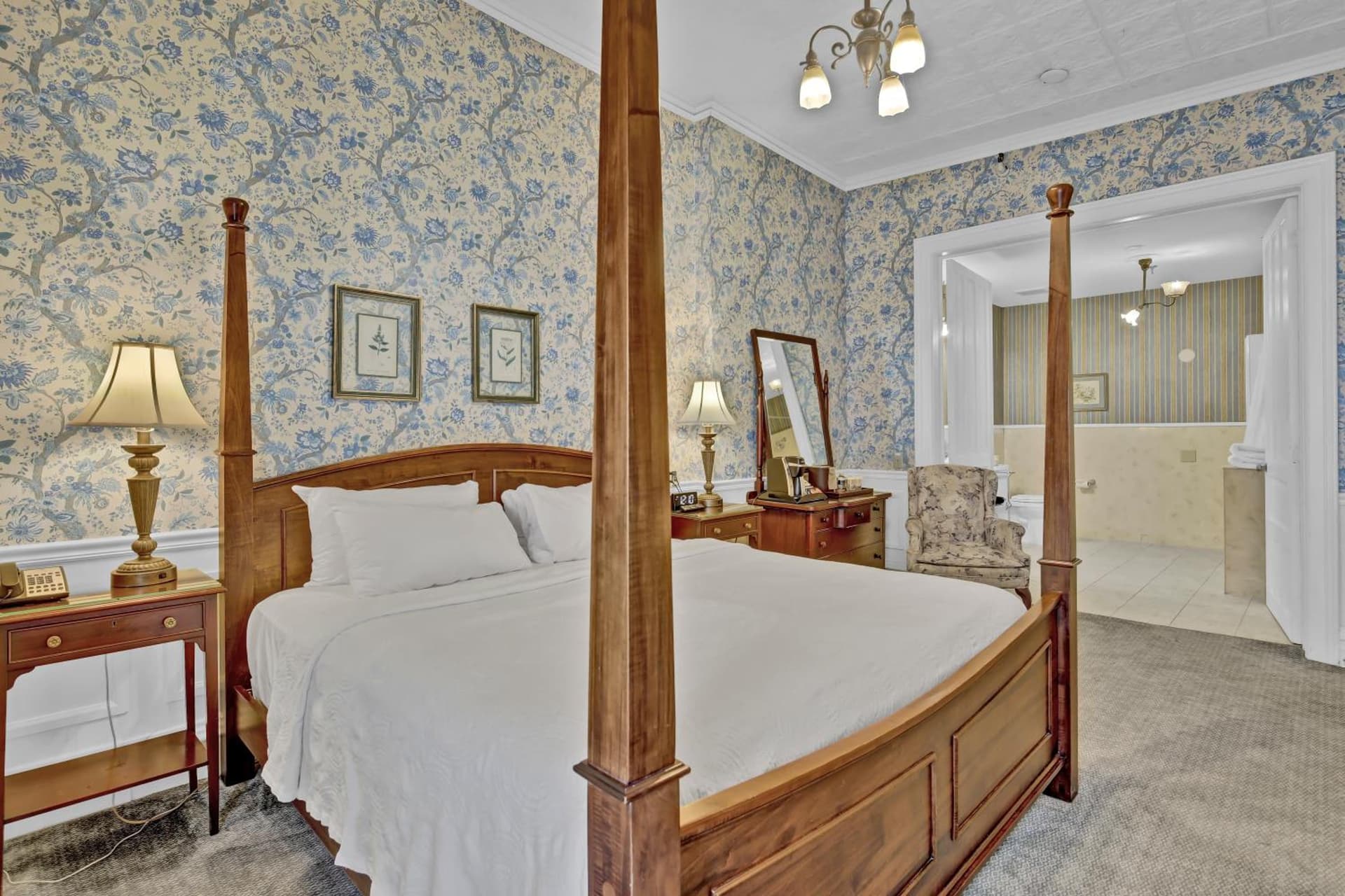 St James Hotel, a Historic Hotel of America gallery photo in Red Wing, MN — image 29