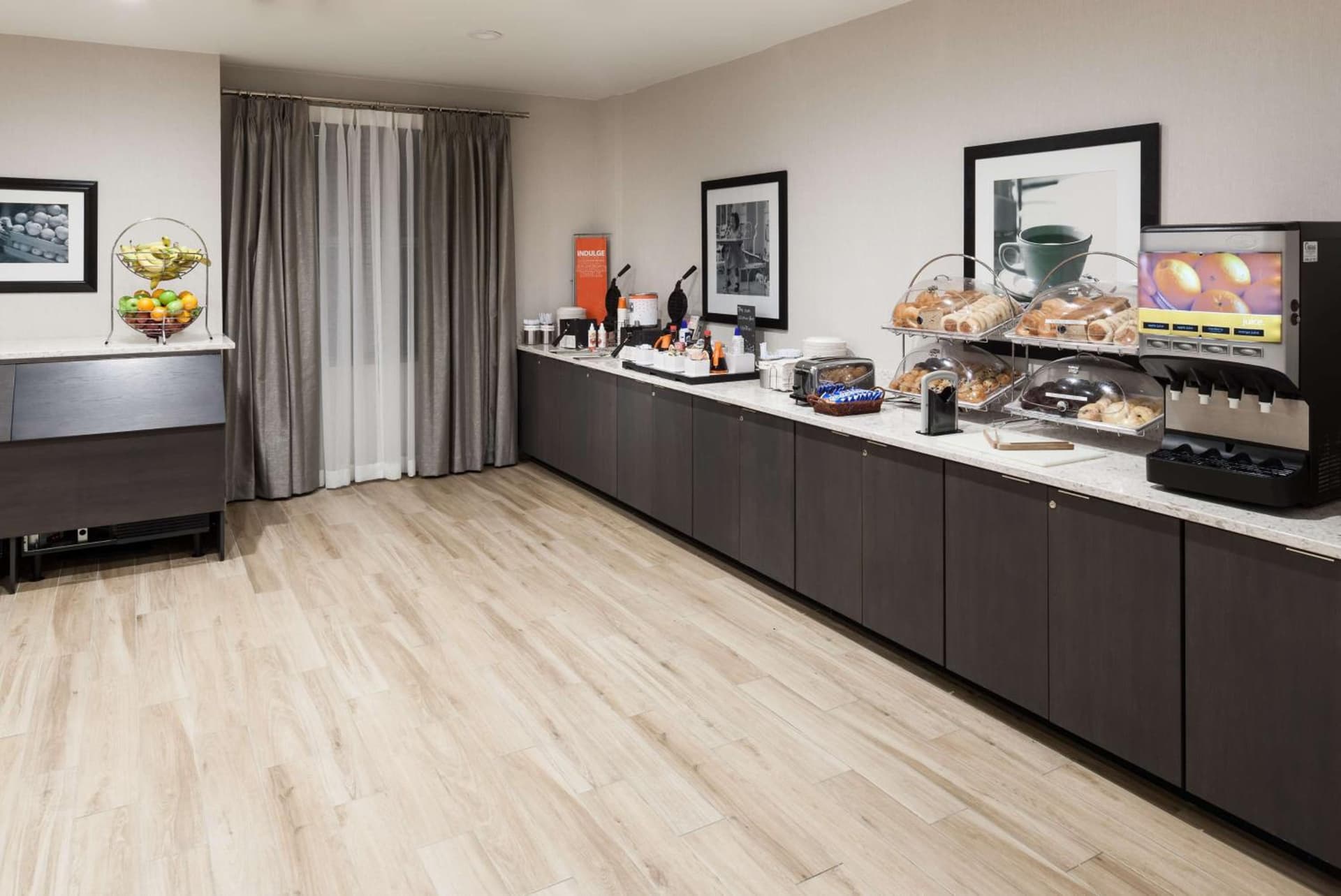 Hampton Inn Fort Lauderdale Downtown Las Olas Area gallery photo in Fort Lauderdale, FL — image 28