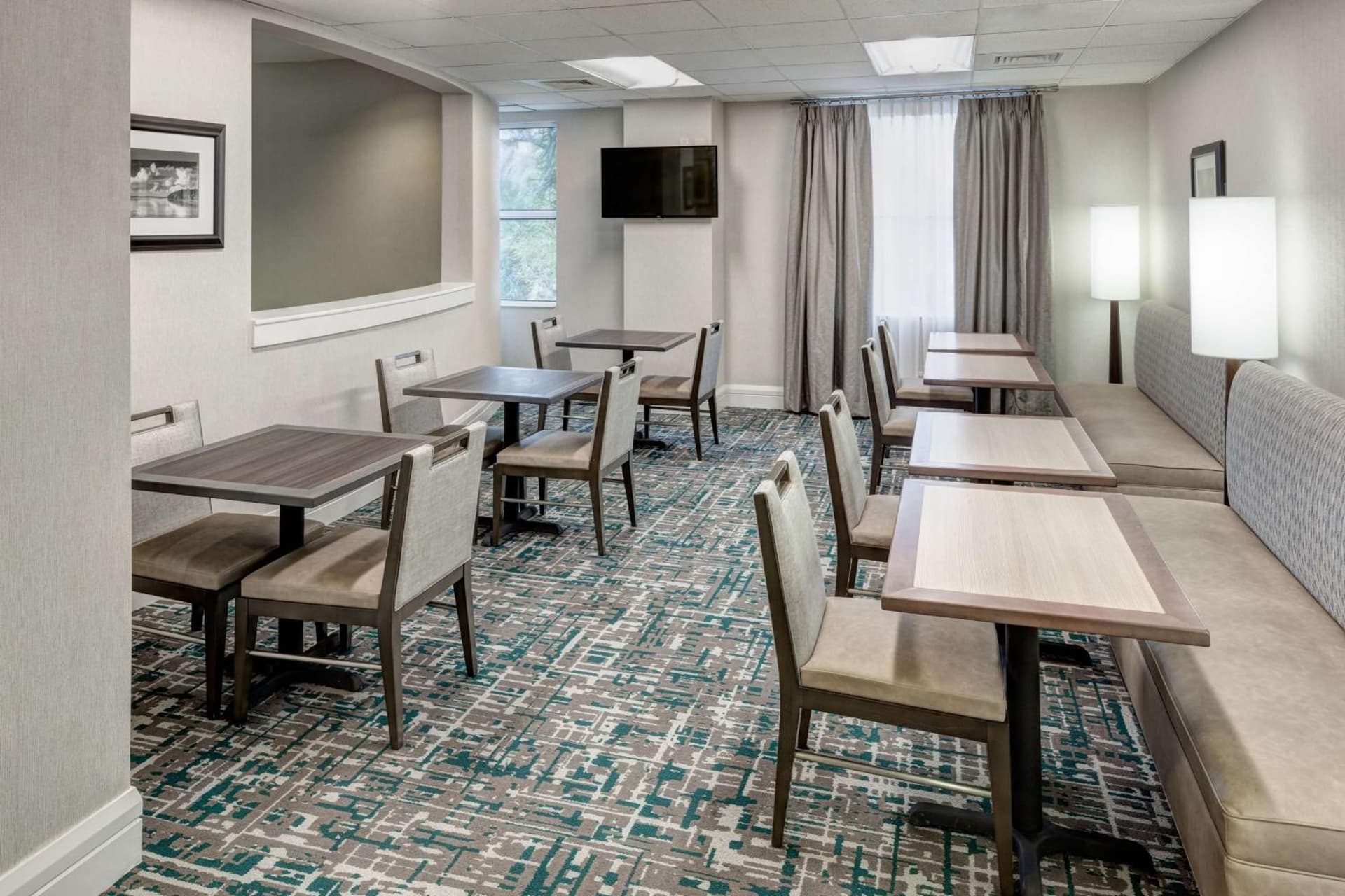 Hampton Inn Fort Lauderdale Downtown Las Olas Area gallery photo in Fort Lauderdale, FL — image 11