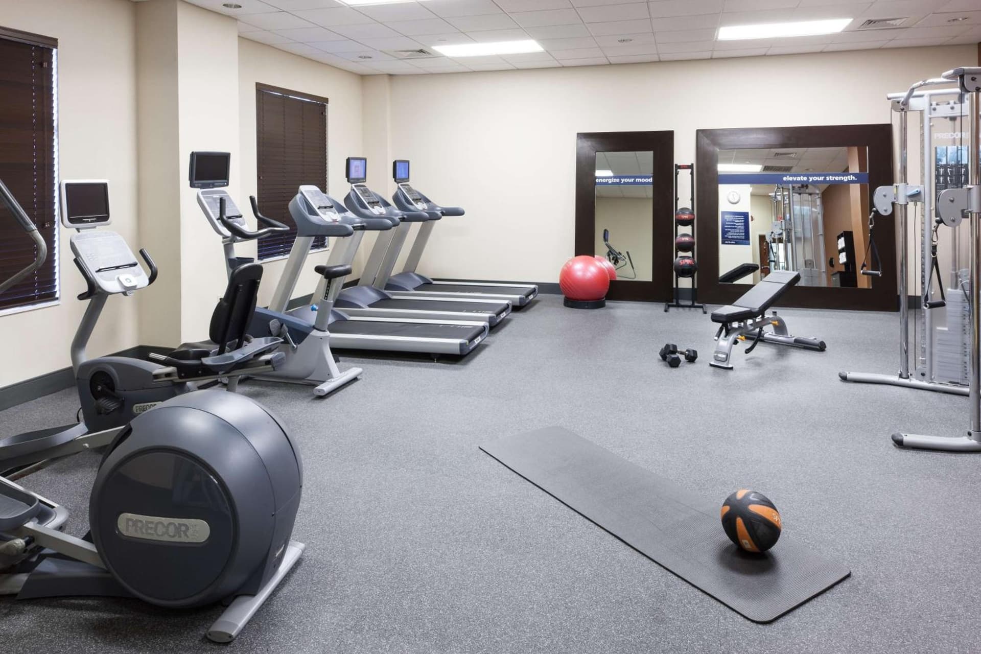 Hampton Inn Fort Lauderdale Downtown Las Olas Area gallery photo in Fort Lauderdale, FL — image 7