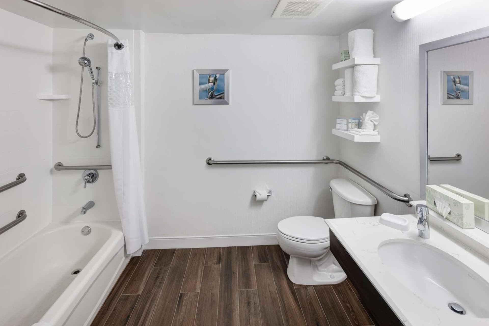 Hampton Inn Fort Lauderdale Downtown Las Olas Area gallery photo in Fort Lauderdale, FL — image 21