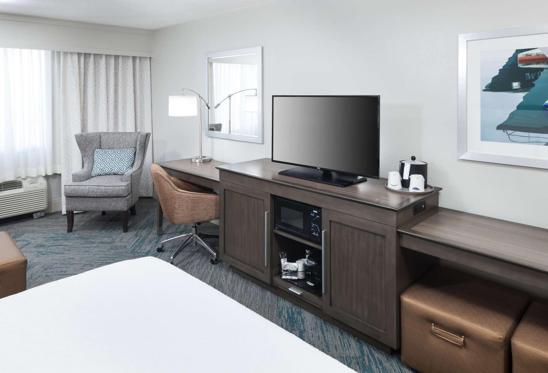 Hampton Inn Fort Lauderdale Downtown Las Olas Area gallery photo in Fort Lauderdale, FL — image 35