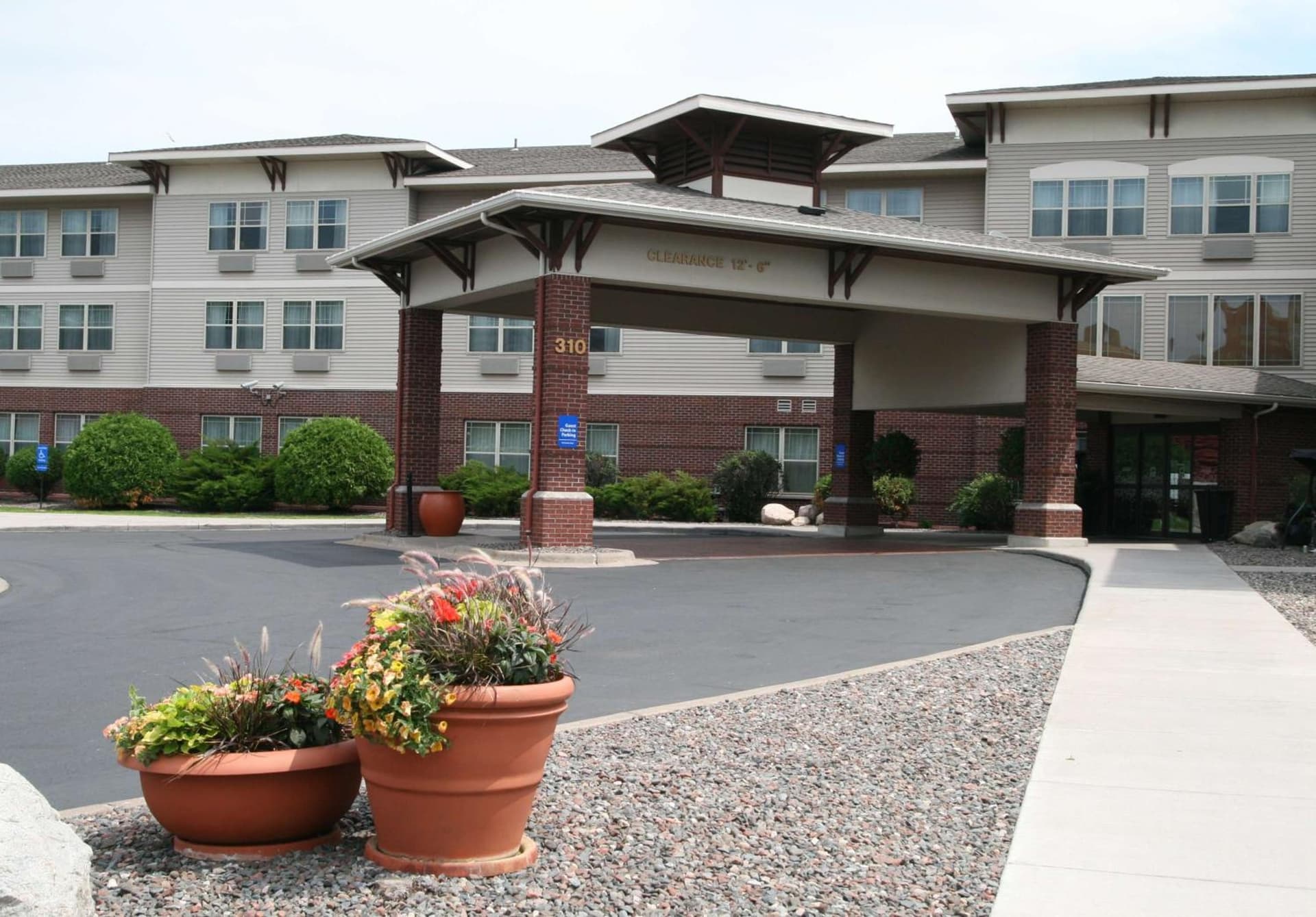 Hampton Inn Duluth-Canal Park gallery photo in Duluth, MN — image 24