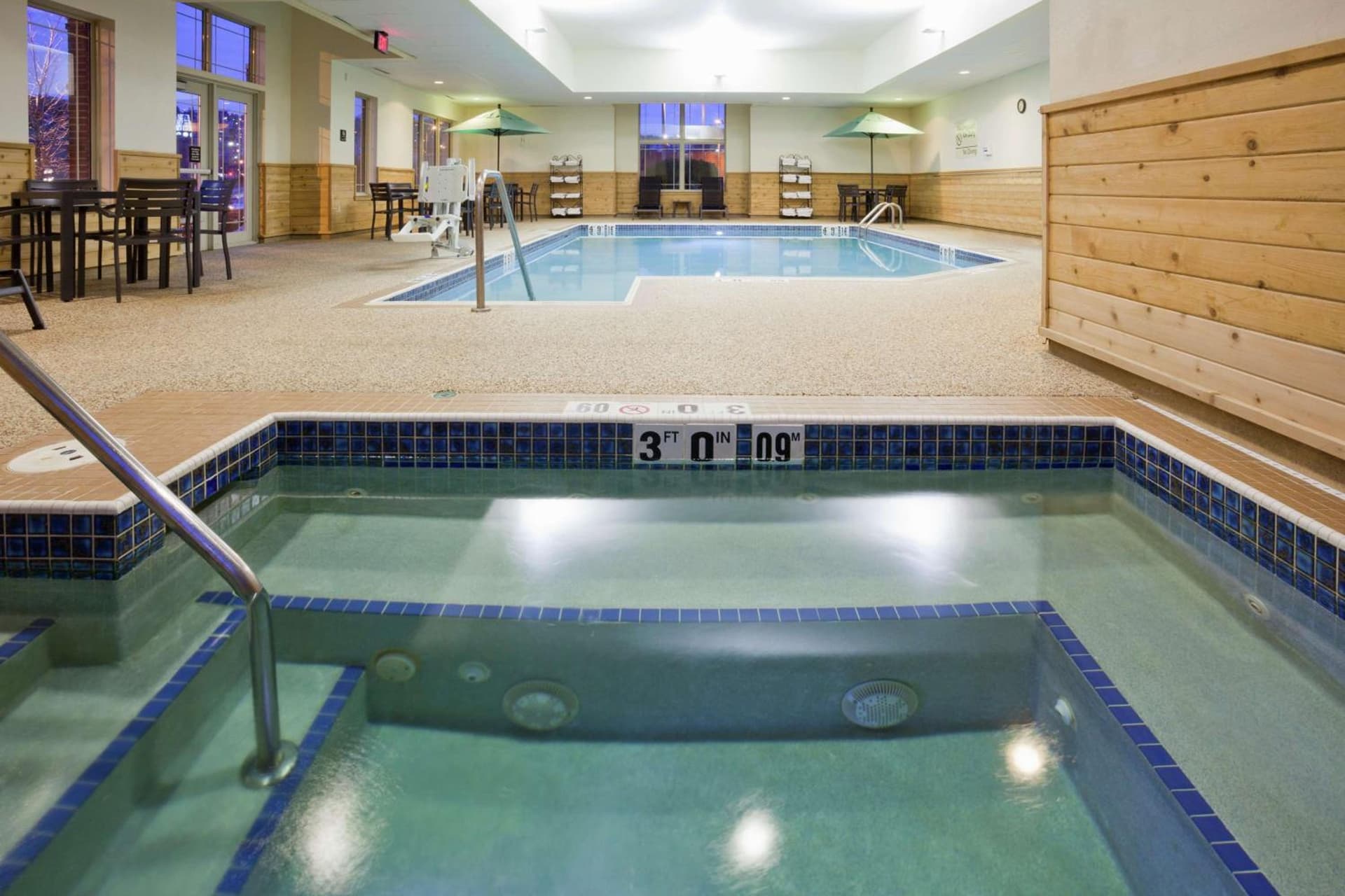 Hampton Inn Duluth-Canal Park gallery photo in Duluth, MN — image 49