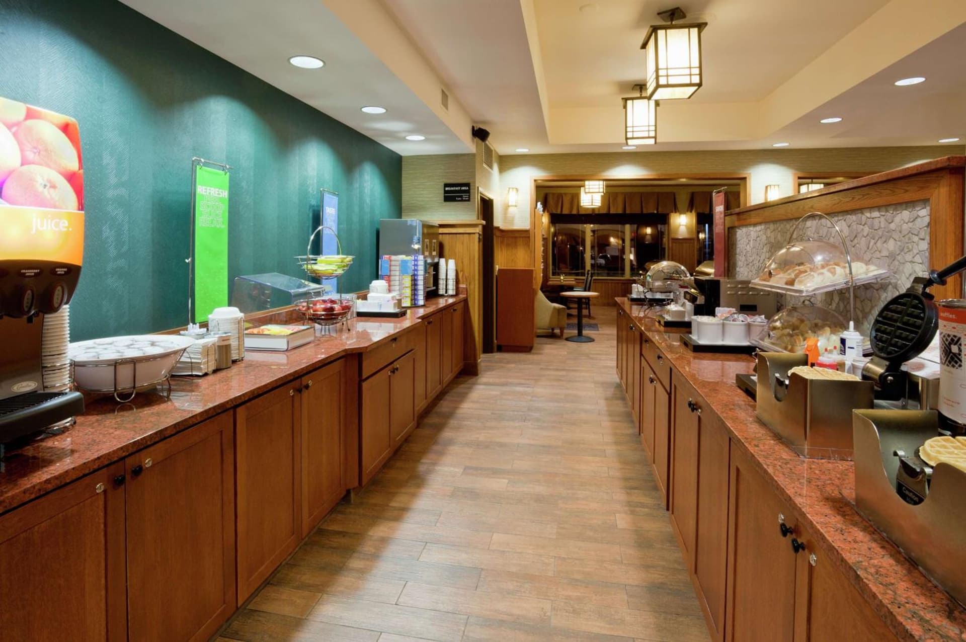 Hampton Inn Duluth-Canal Park gallery photo in Duluth, MN — image 12