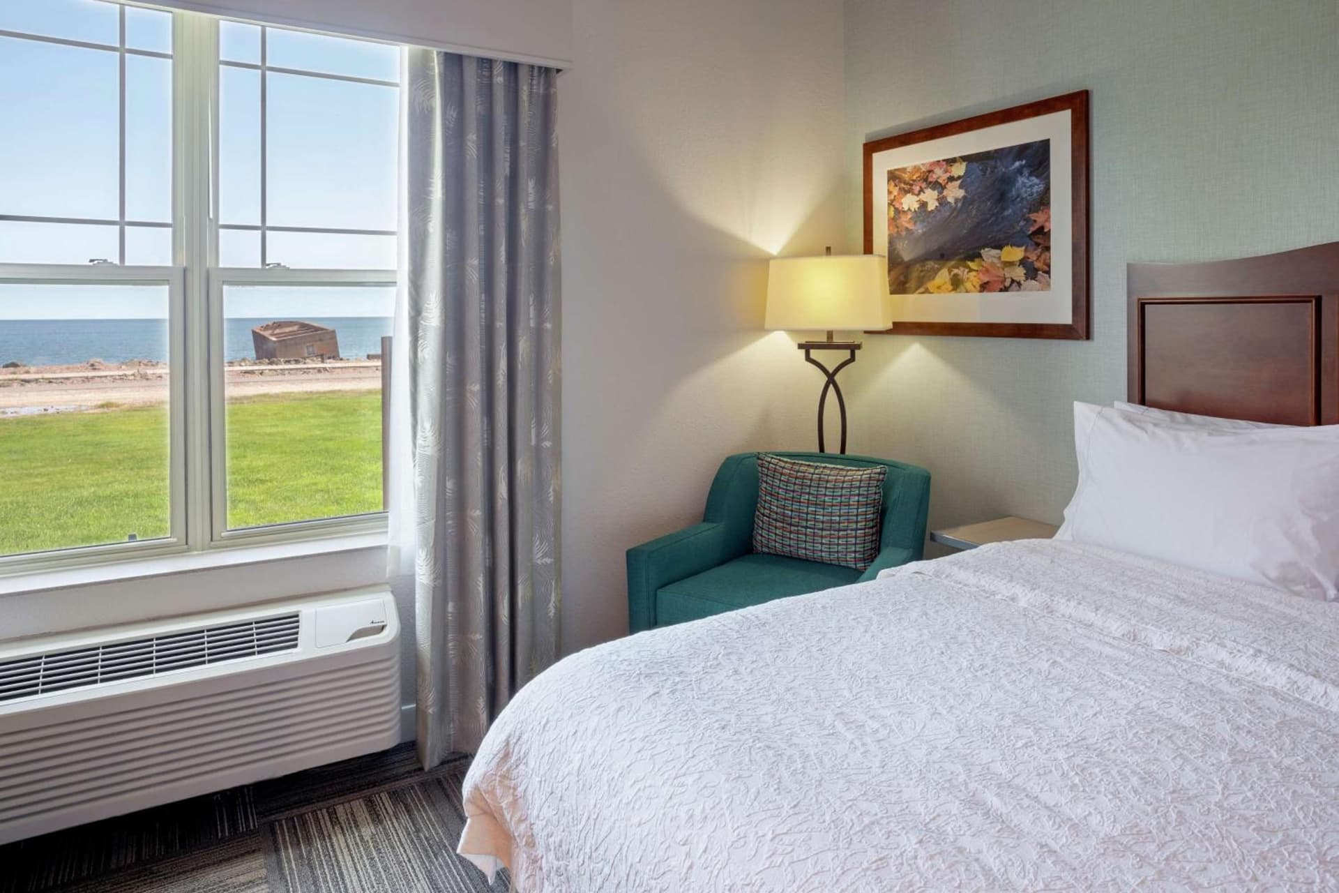Hampton Inn Duluth-Canal Park gallery photo in Duluth, MN — image 35