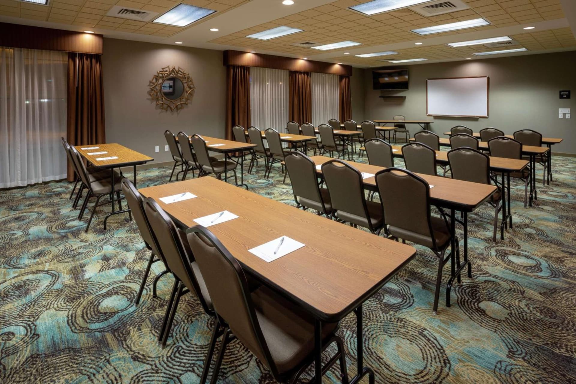 Hampton Inn Duluth-Canal Park gallery photo in Duluth, MN — image 6