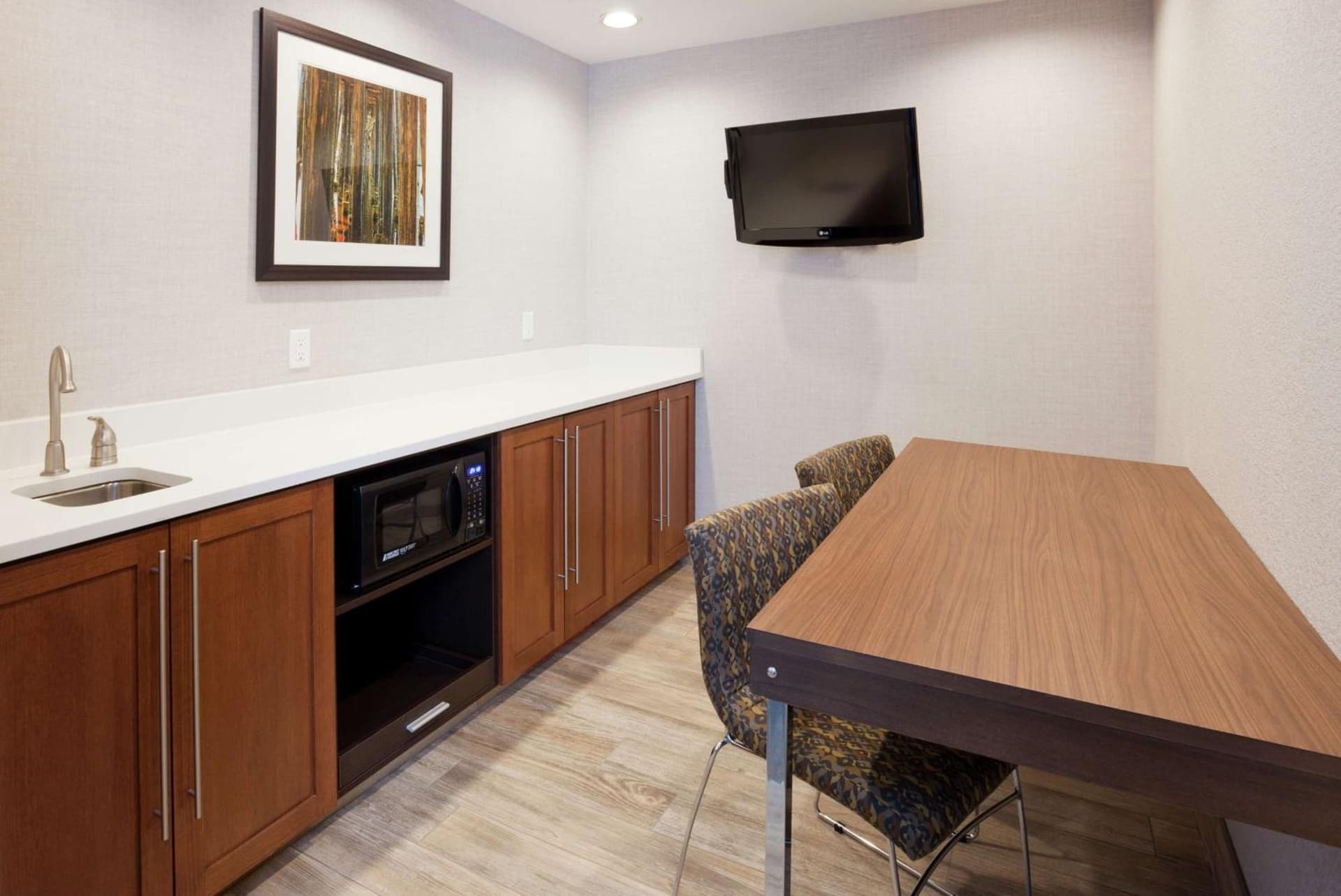 Hampton Inn Duluth-Canal Park gallery photo in Duluth, MN — image 14