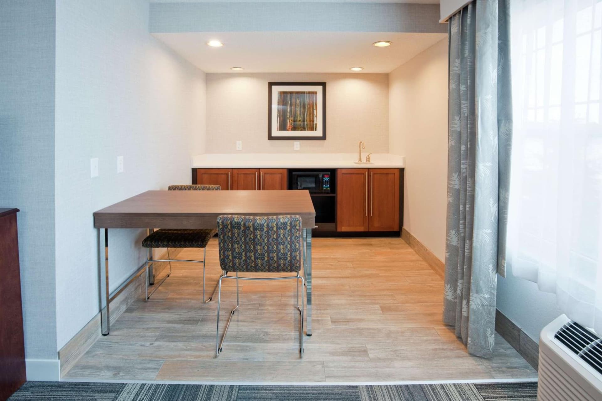Hampton Inn Duluth-Canal Park gallery photo in Duluth, MN — image 59