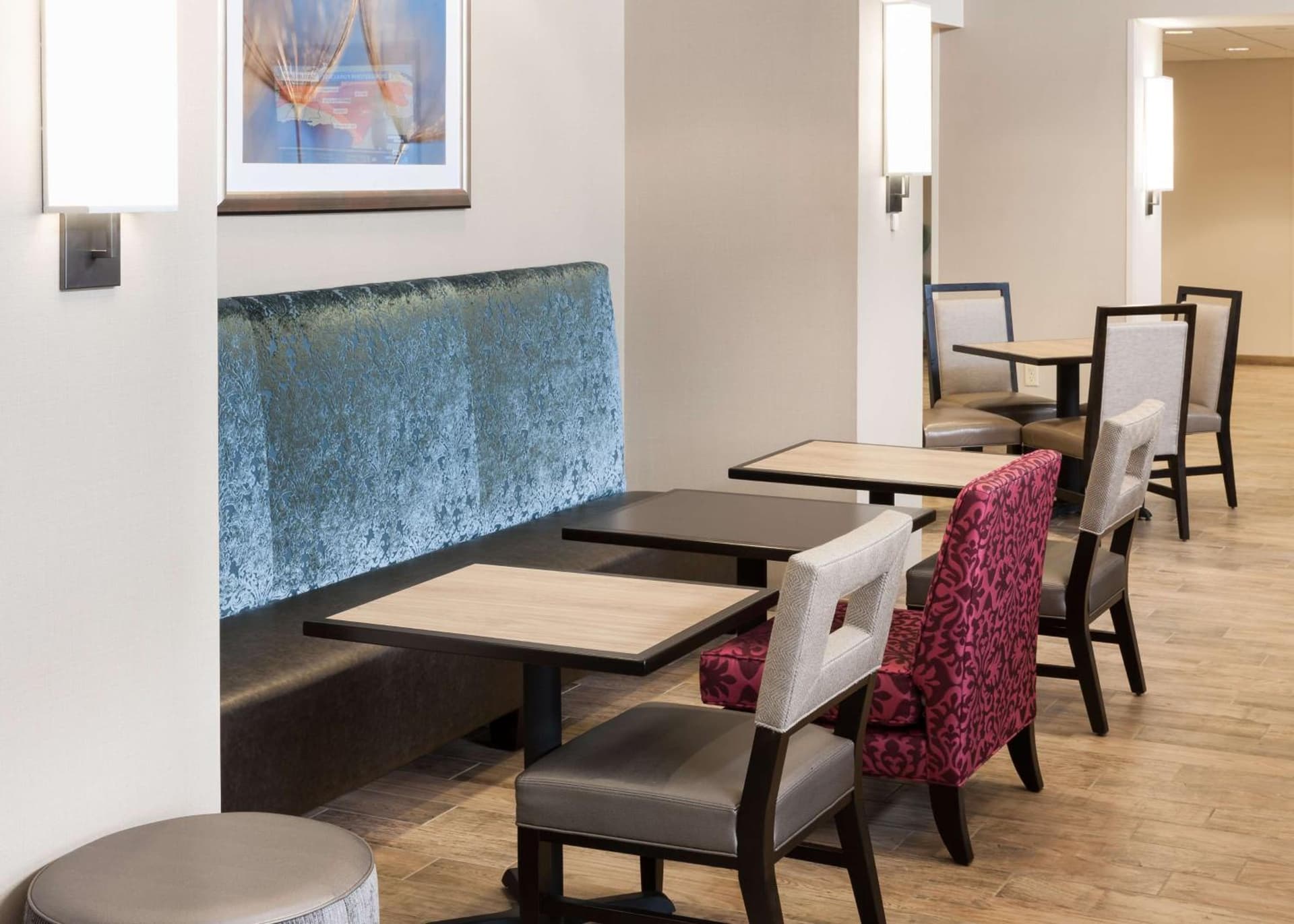 Hampton Inn & Suites Davenport gallery photo in Davenport, IA — image 24
