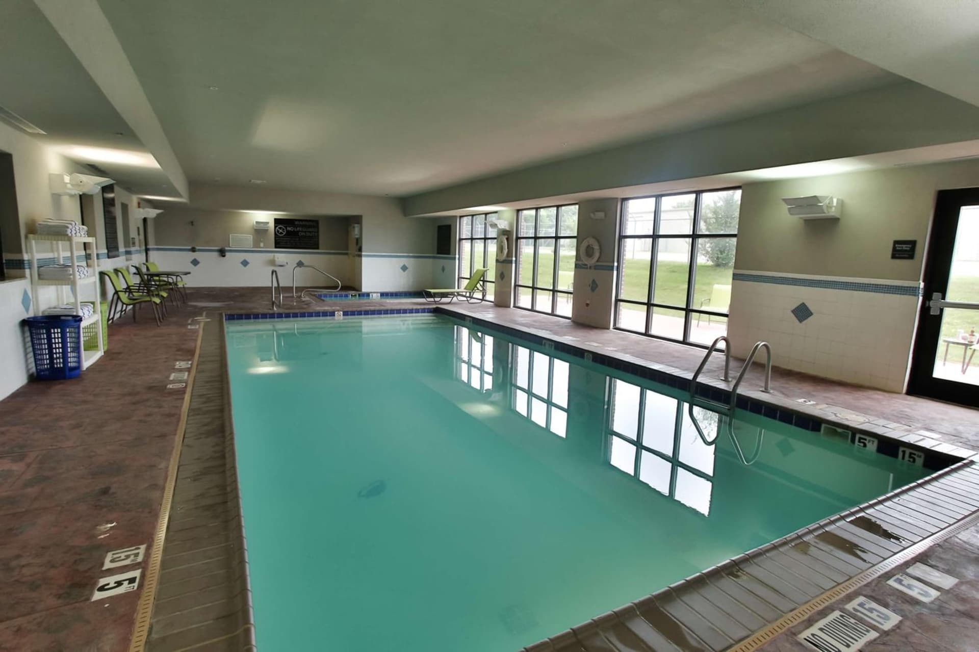 Hampton Inn & Suites Middlebury gallery photo in Middlebury, IN — image 14
