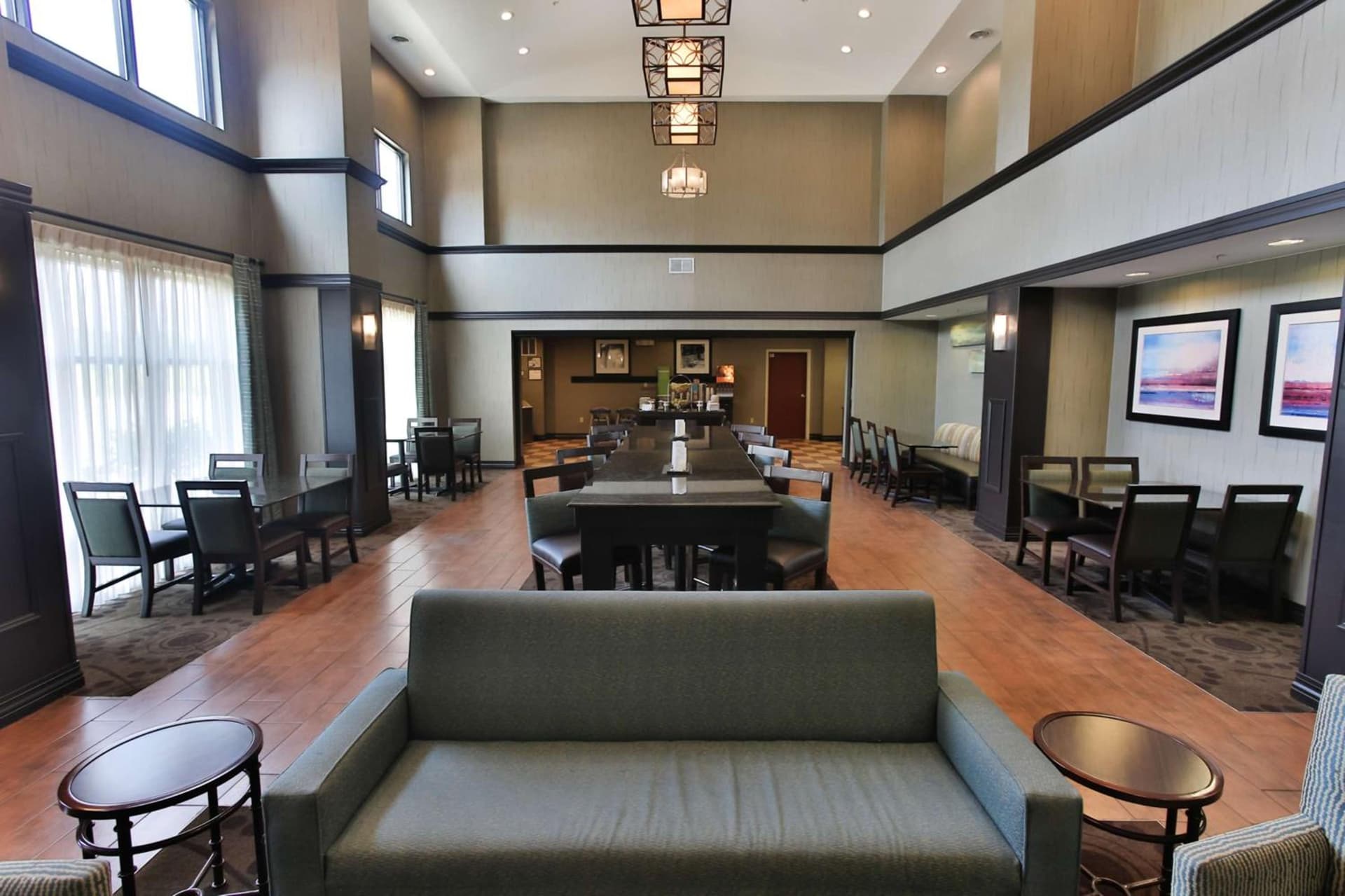 Hampton Inn & Suites Middlebury gallery photo in Middlebury, IN — image 11