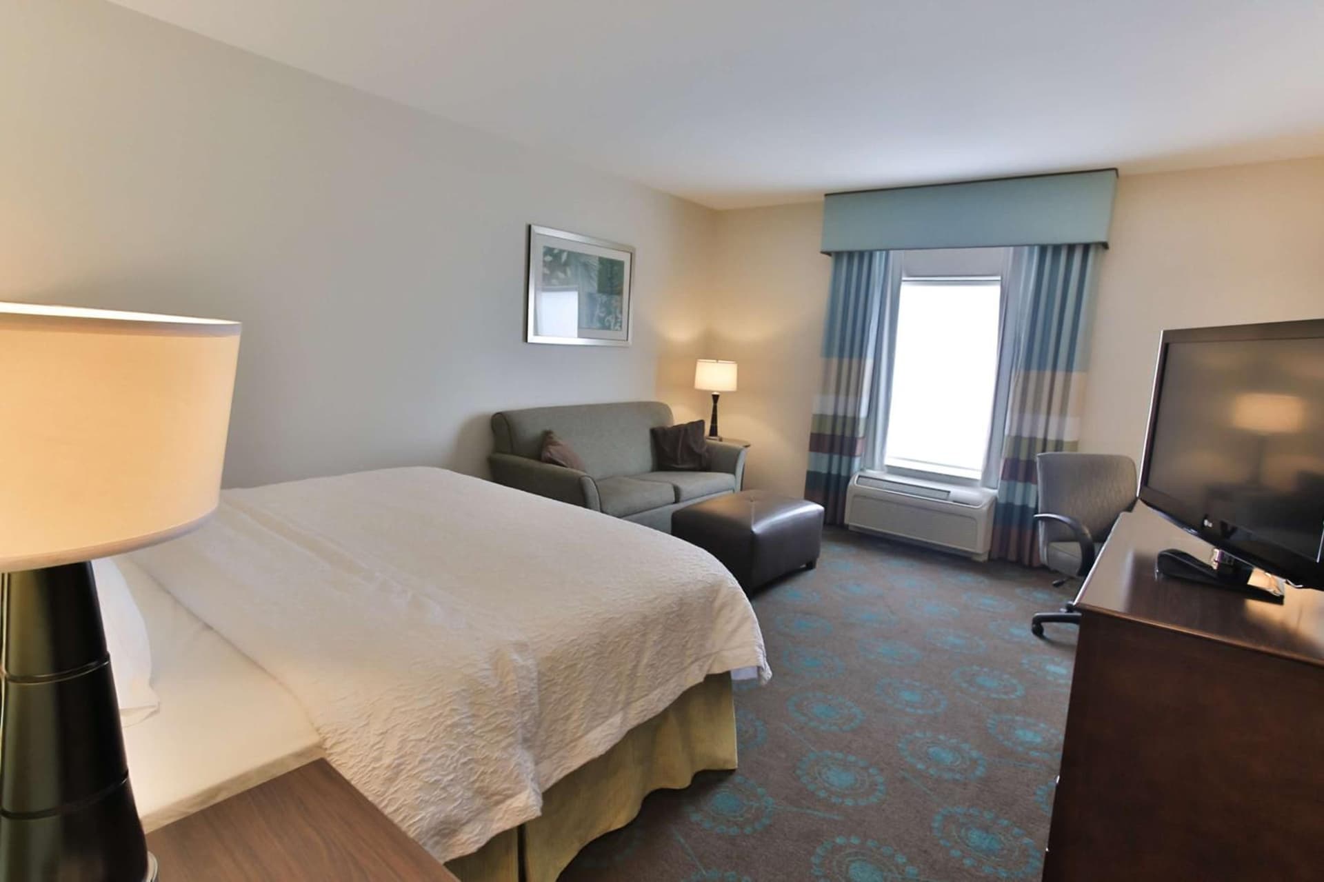Hampton Inn & Suites Middlebury gallery photo in Middlebury, IN — image 13