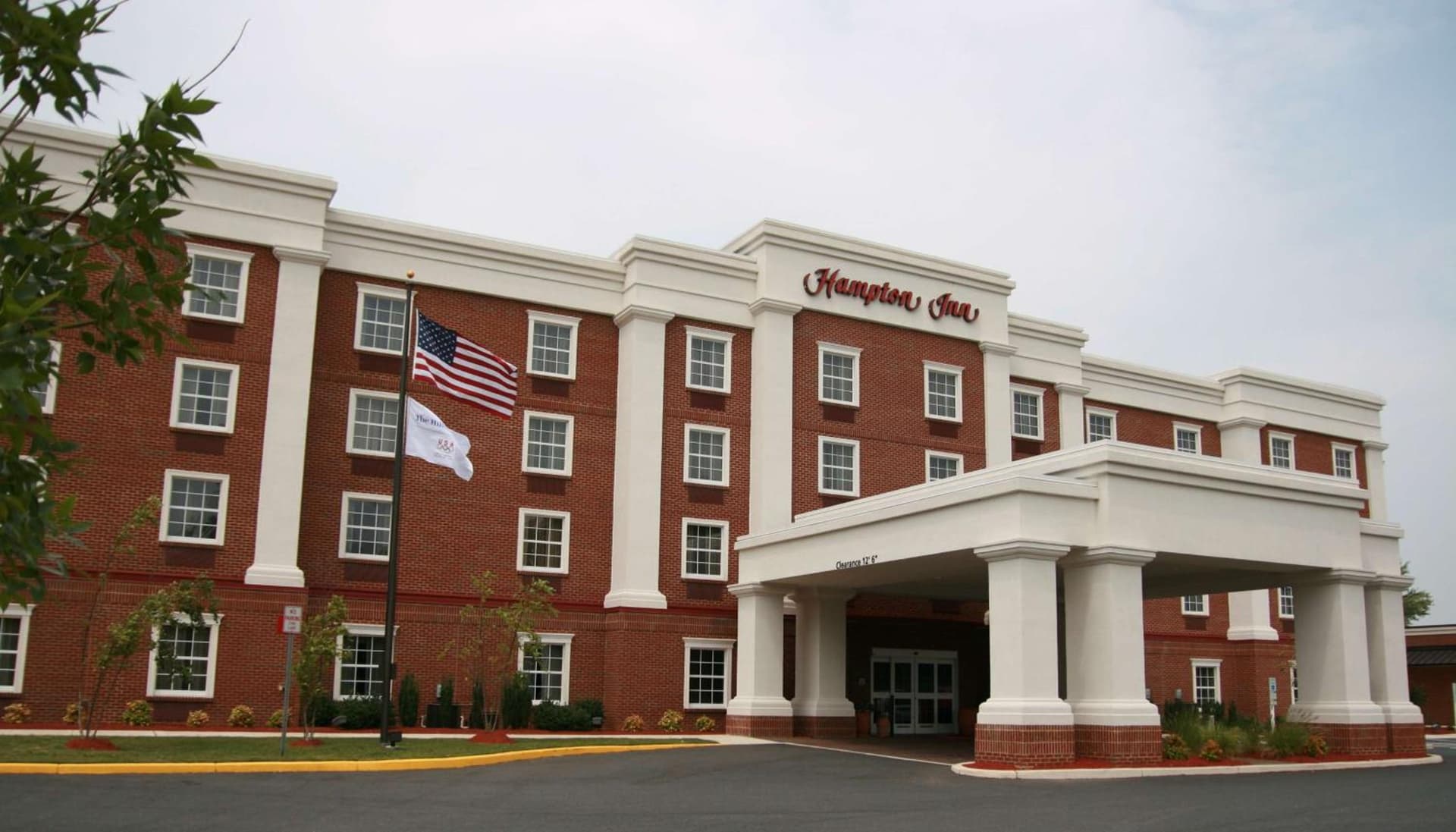 Hampton Inn Easton featured exterior or lobby in Easton, MD — similar hotel