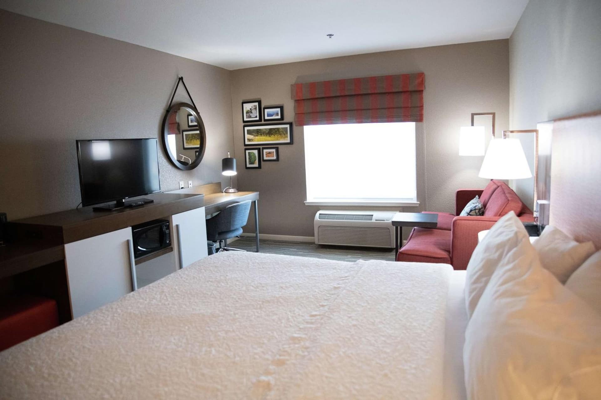Hampton Inn & Suites Fresno gallery photo in Fresno, CA — image 9