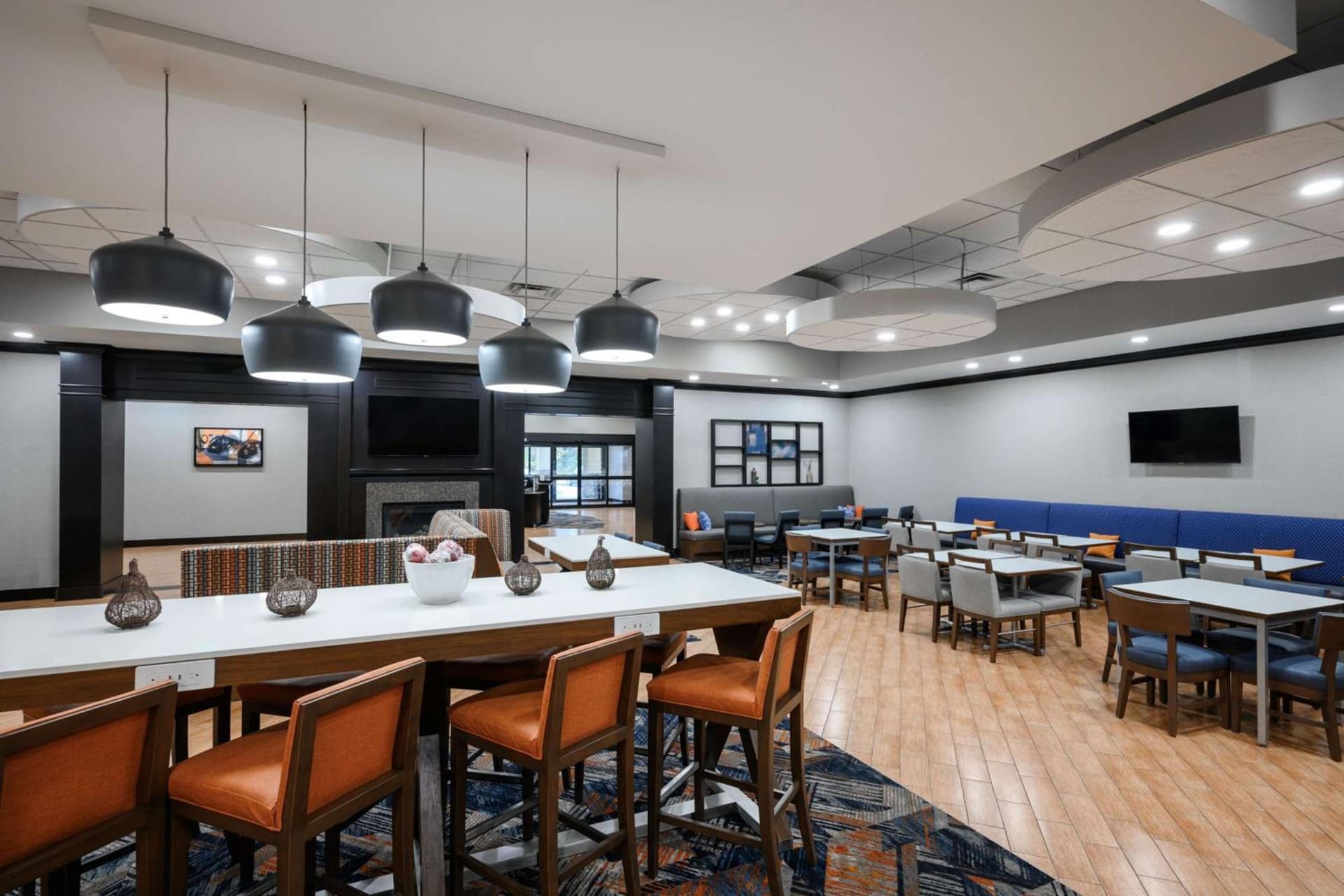 Hampton Inn Evansville Airport gallery photo in Evansville, IN — image 41