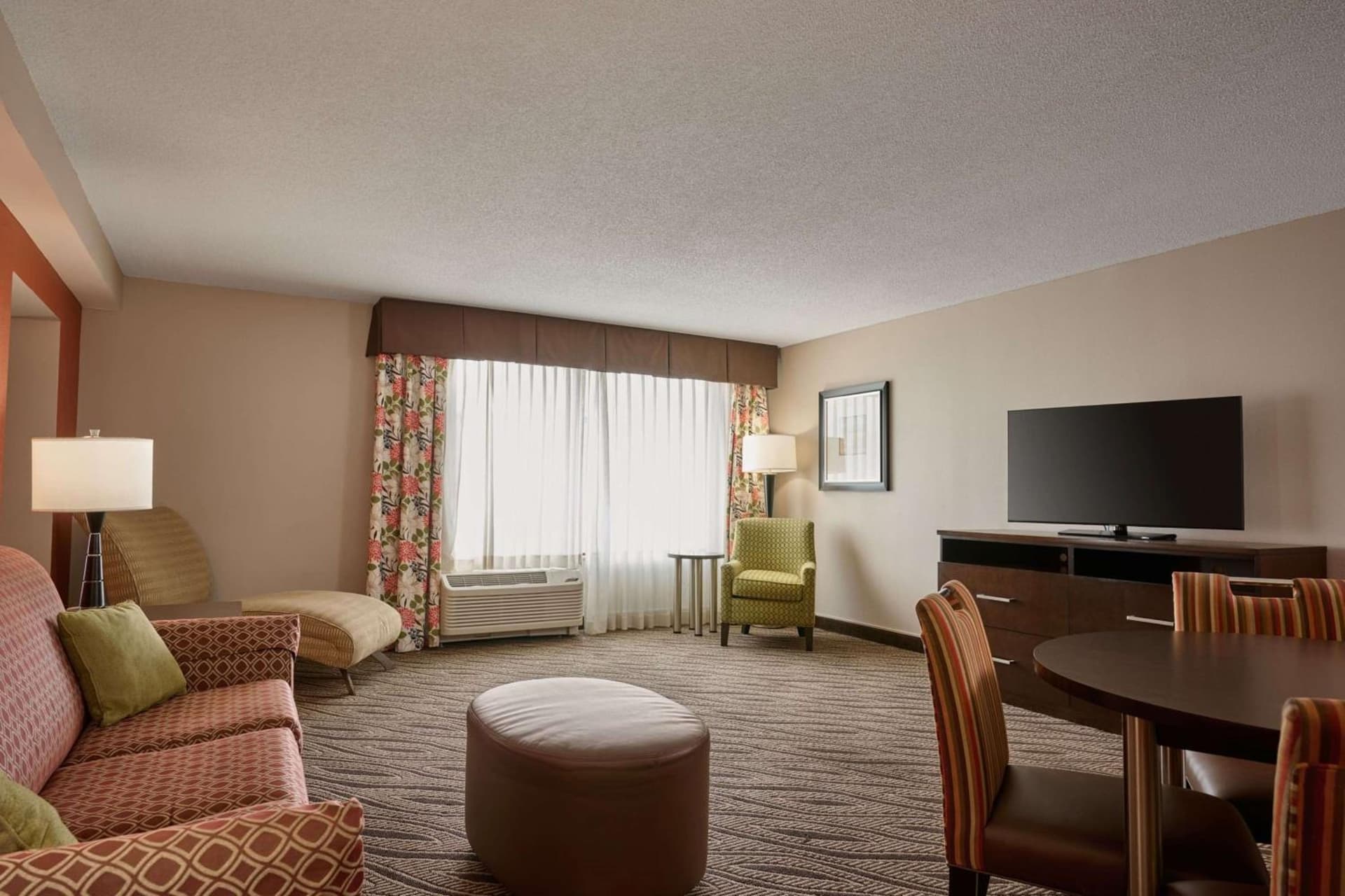 Hampton Inn Evansville Airport gallery photo in Evansville, IN — image 40