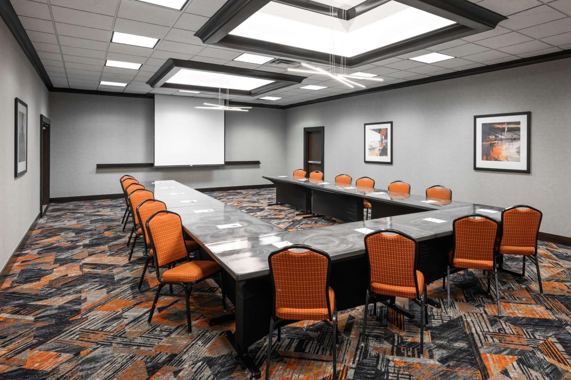 Hampton Inn Evansville Airport property views in Evansville, IN — gallery photo 3