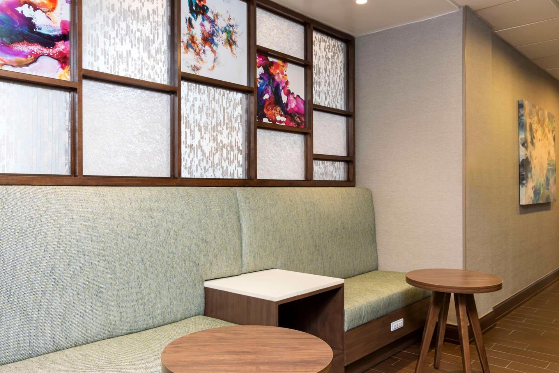 Hampton Inn & Suites Fort Myers-Colonial Boulevard gallery photo in Fort Myers, FL — image 12