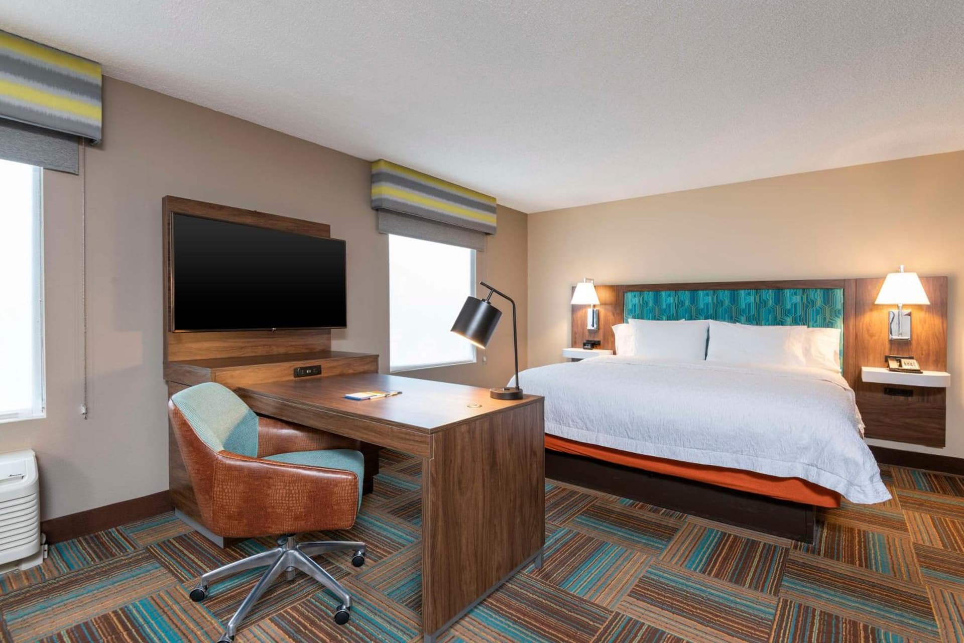 Hampton Inn & Suites Fort Myers-Colonial Boulevard gallery photo in Fort Myers, FL — image 21