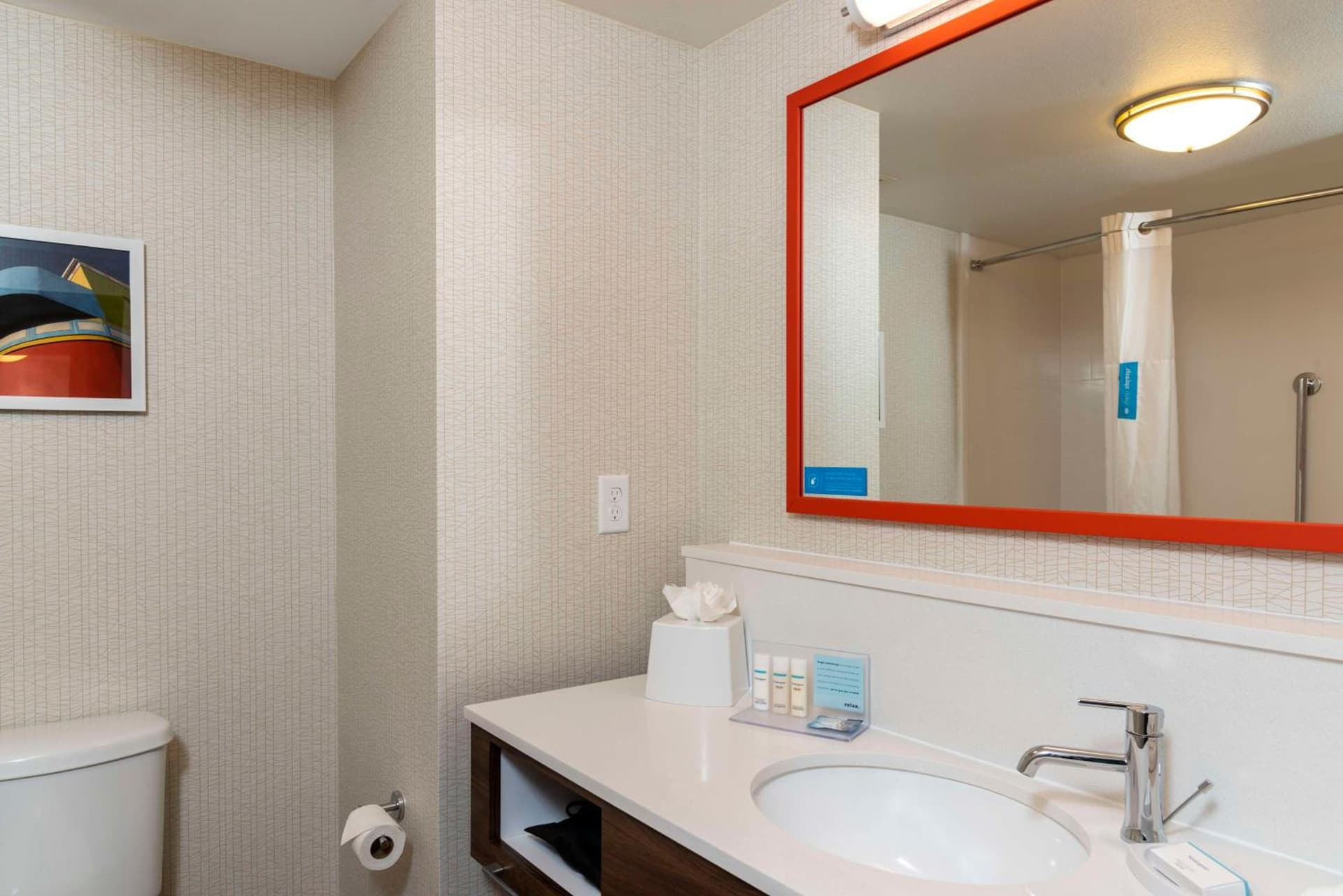 Hampton Inn & Suites Fort Myers-Colonial Boulevard gallery photo in Fort Myers, FL — image 41