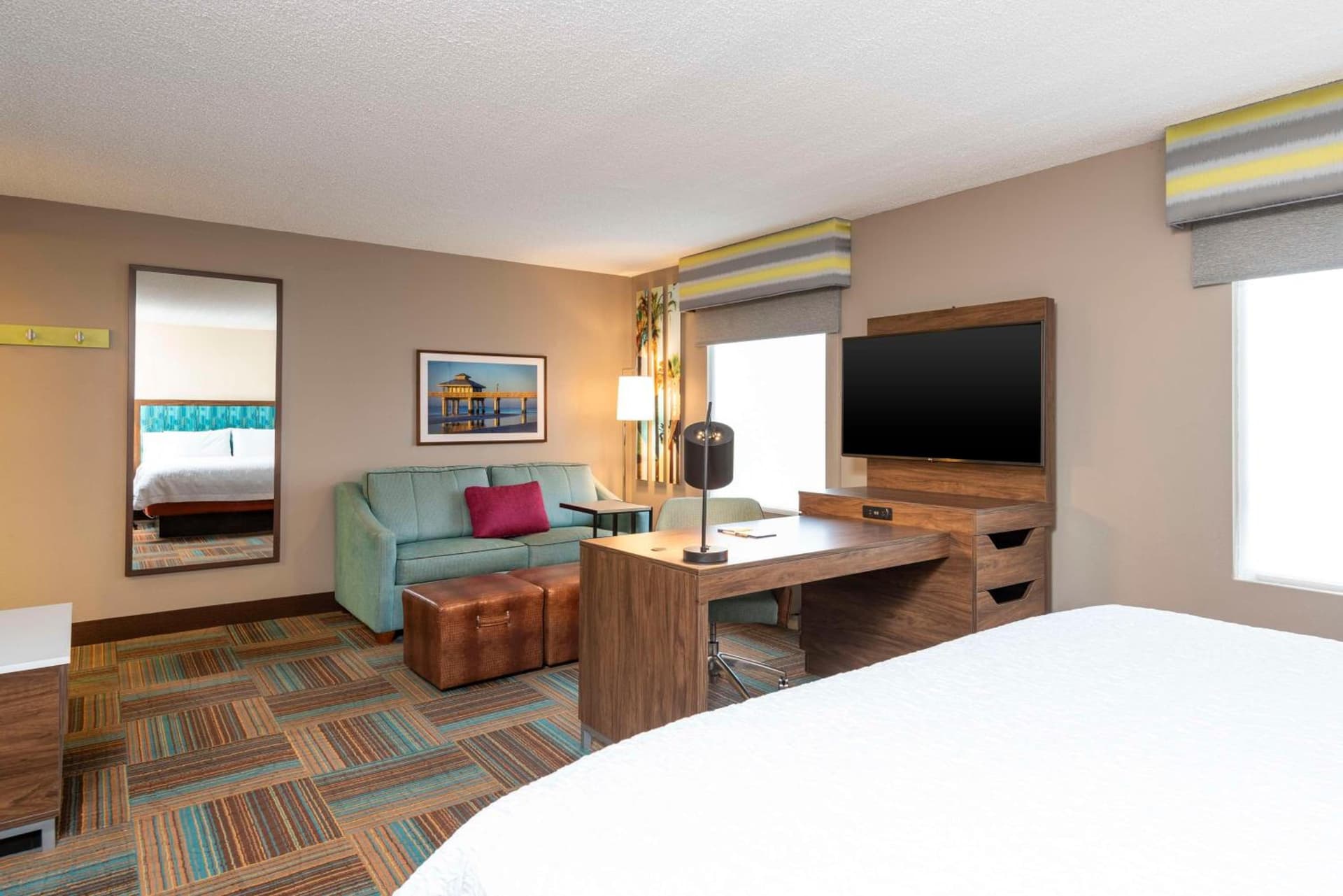 Hampton Inn & Suites Fort Myers-Colonial Boulevard gallery photo in Fort Myers, FL — image 18