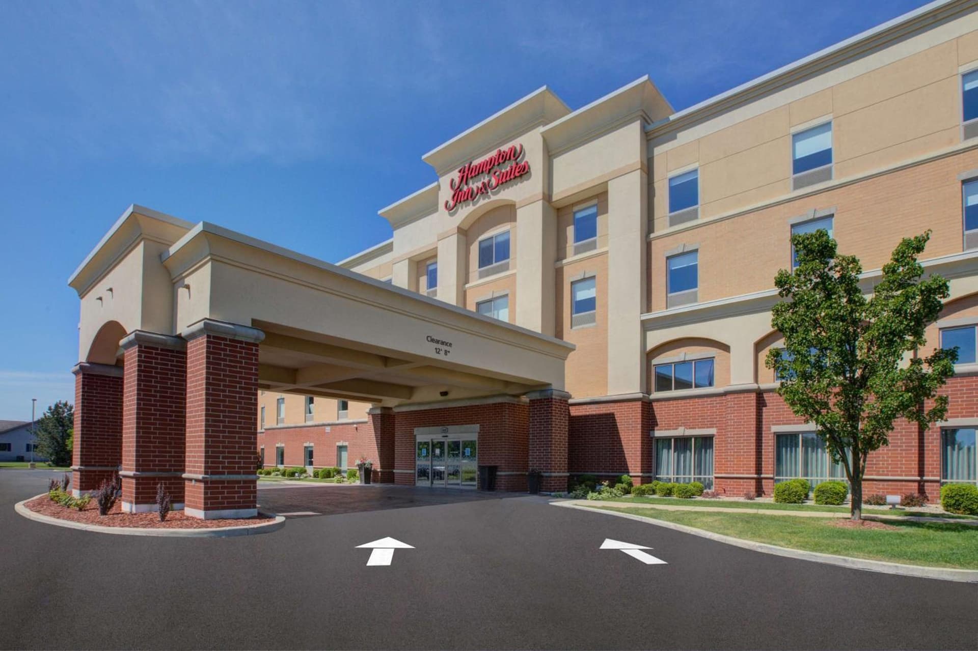 Hampton Inn and Suites Flint/Grand Blanc featured exterior or lobby in Flint, MI — similar hotel