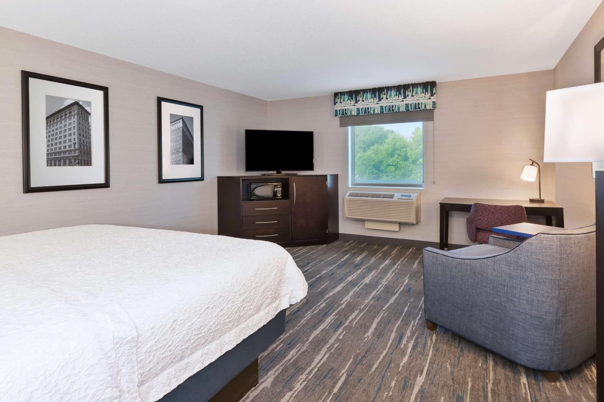 Hampton Inn and Suites Flint/Grand Blanc gallery photo in Flint, MI — image 21