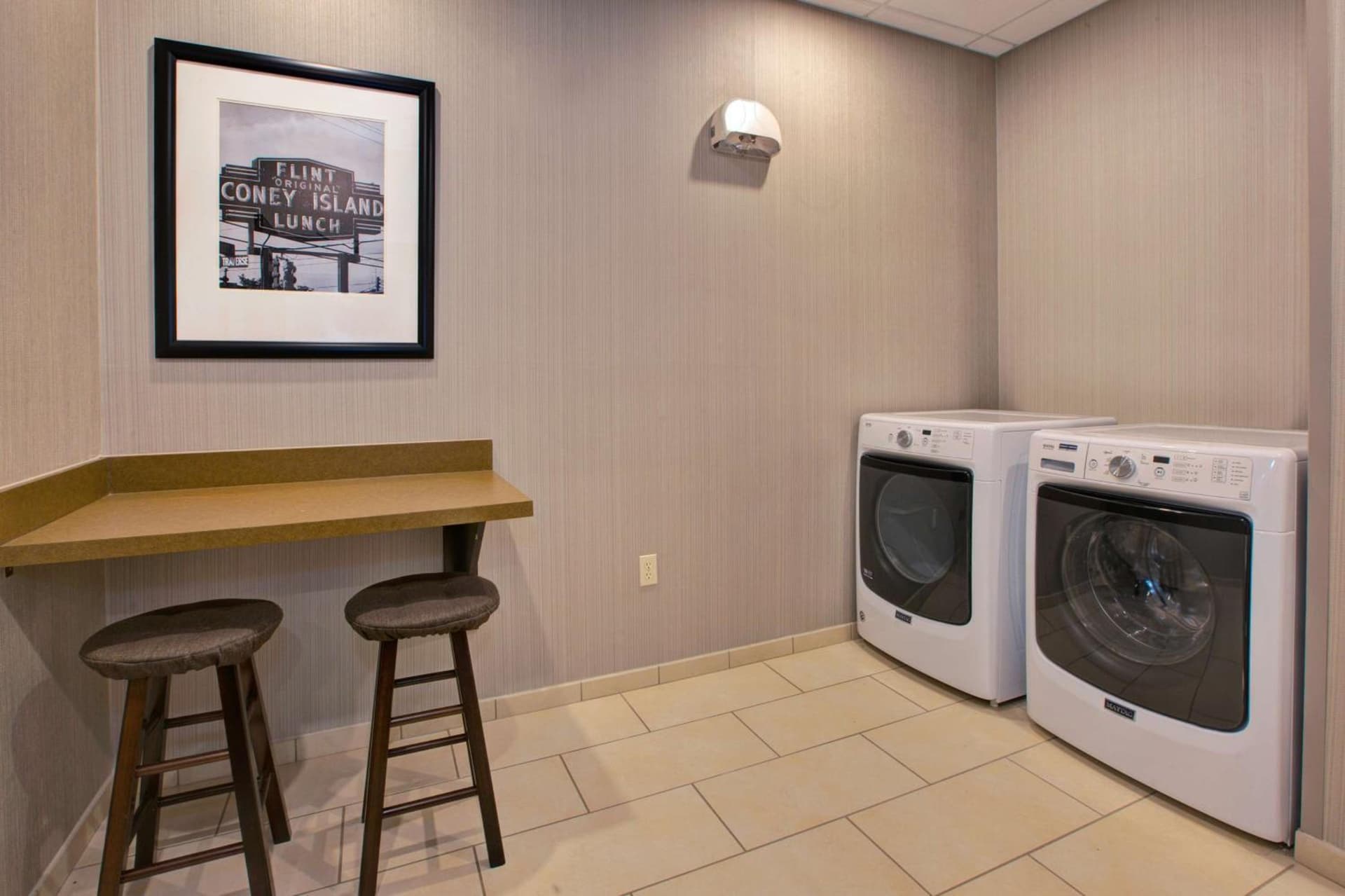 Hampton Inn and Suites Flint/Grand Blanc gallery photo in Flint, MI — image 19