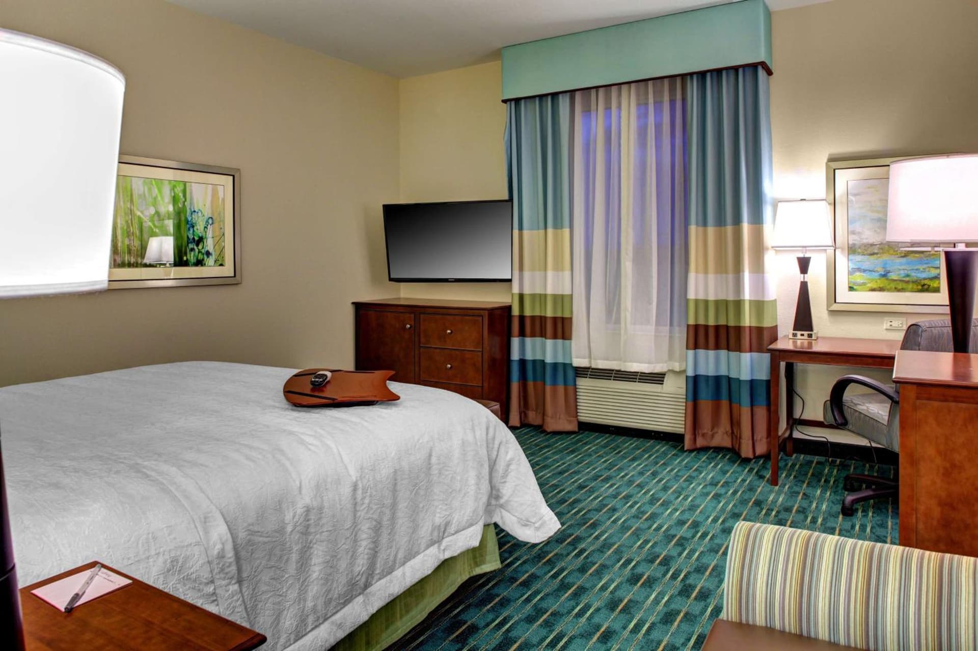 Hampton Inn and Suites Coconut Creek gallery photo in West Dixie Bend, FL — image 14