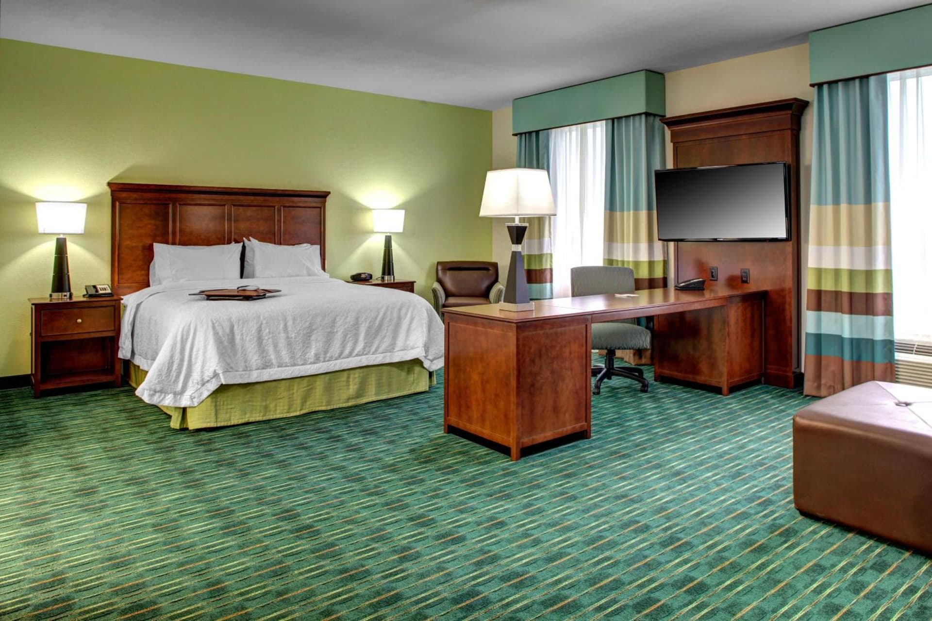 Hampton Inn and Suites Coconut Creek gallery photo in West Dixie Bend, FL — image 28