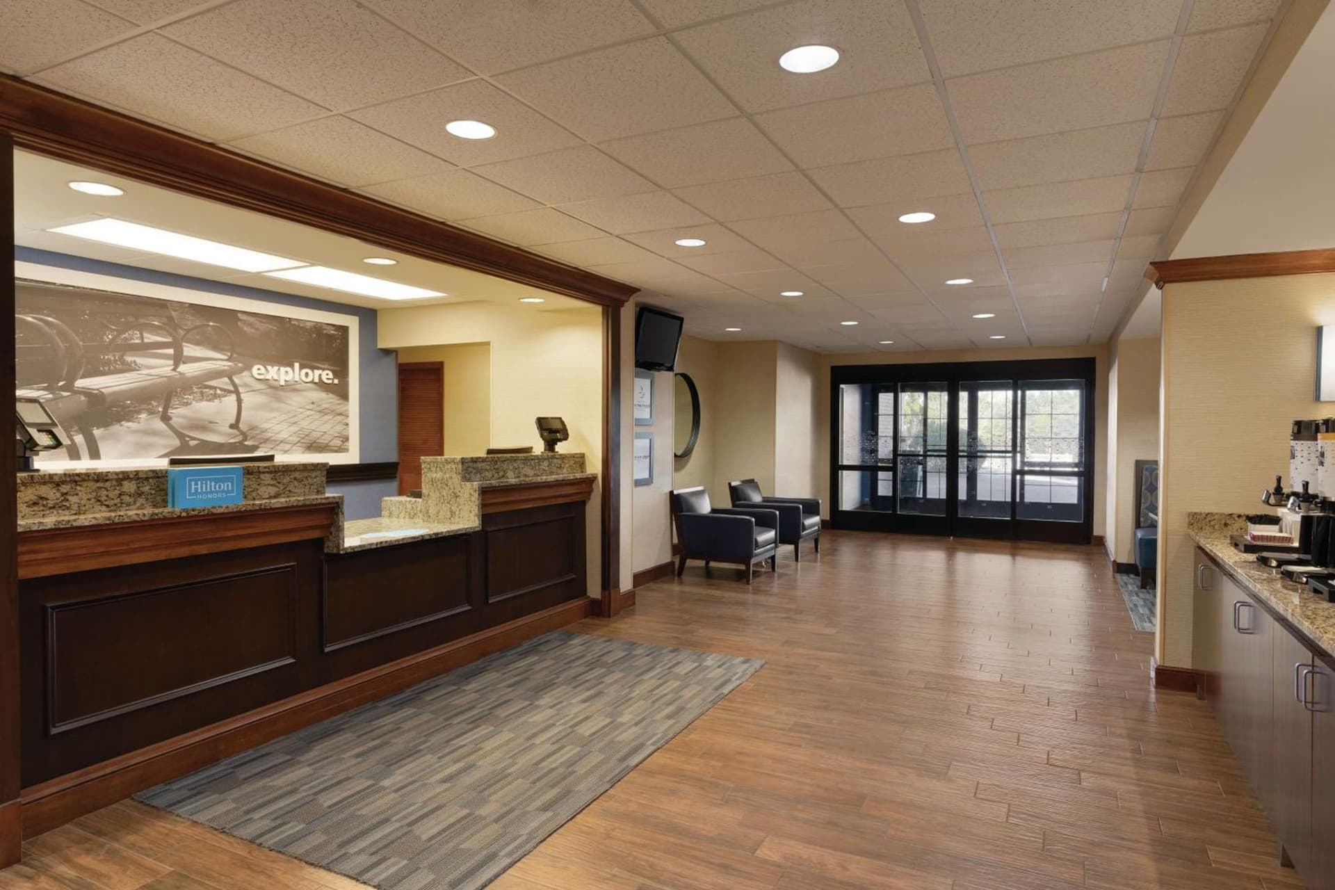 Hampton Inn Franklin property views in Franklin — gallery photo 3