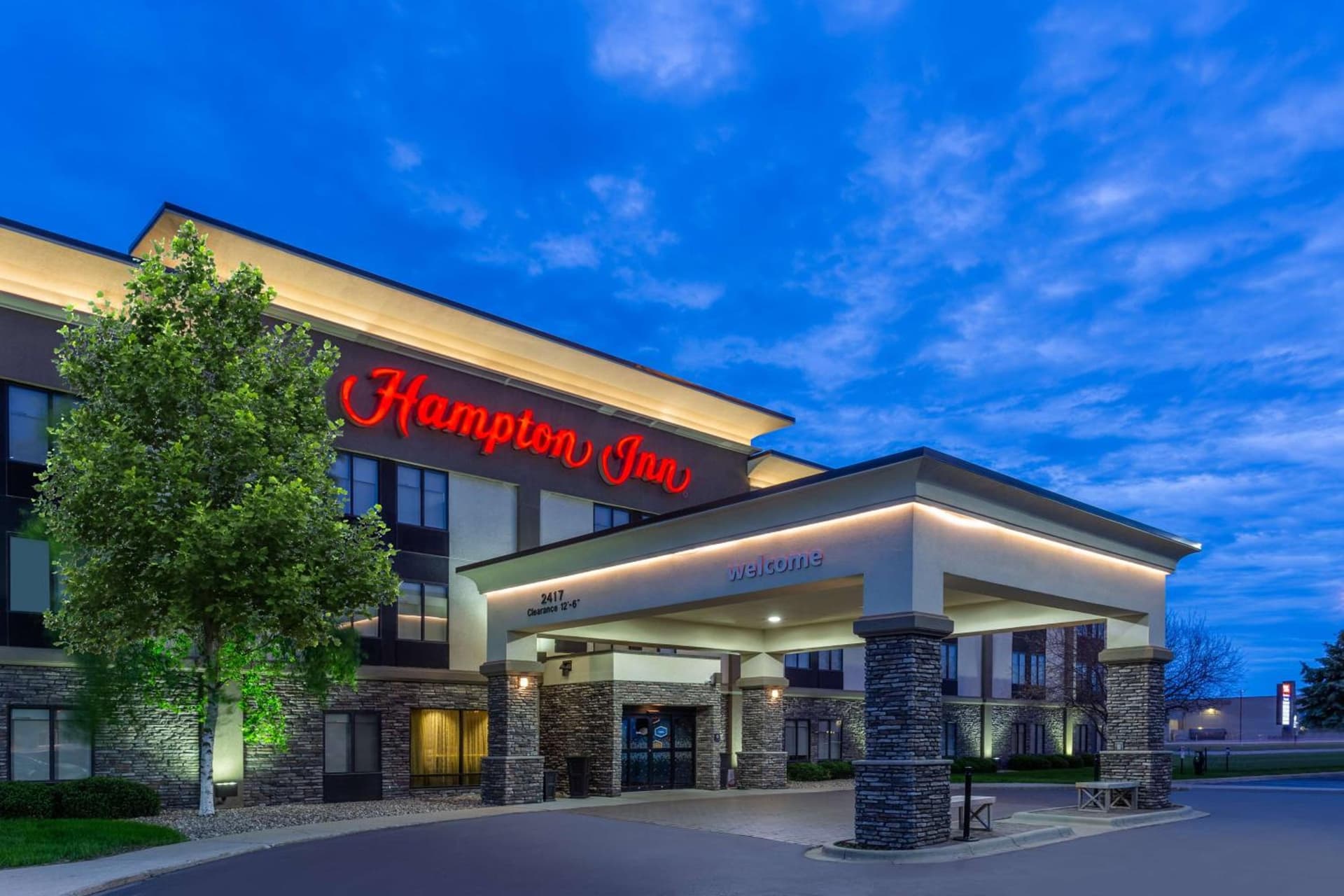Hampton Inn Sioux Falls property views in Hayward Addition, SD — gallery photo 3