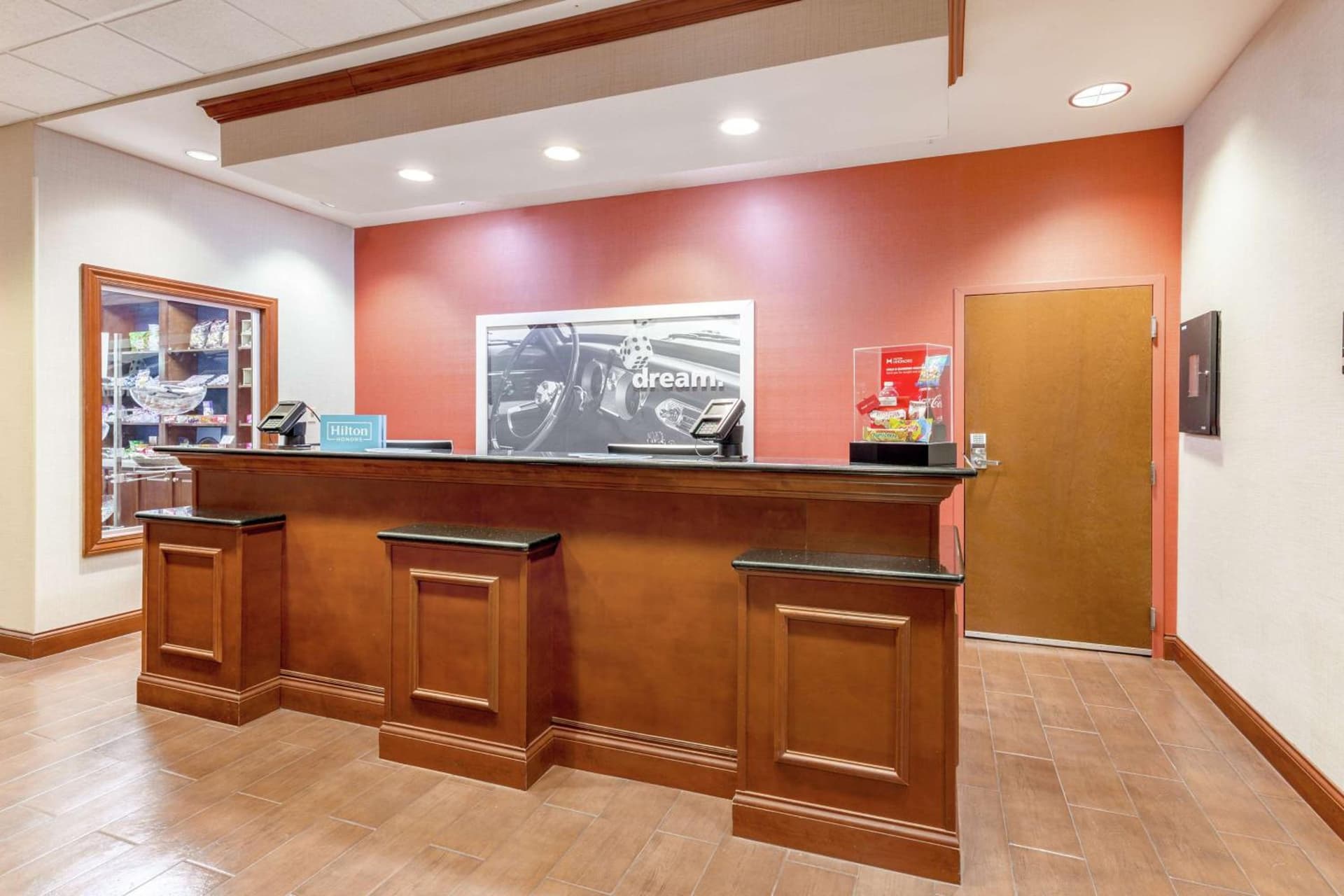 Hampton Inn Auburn gallery photo in Auburn, IN — image 14