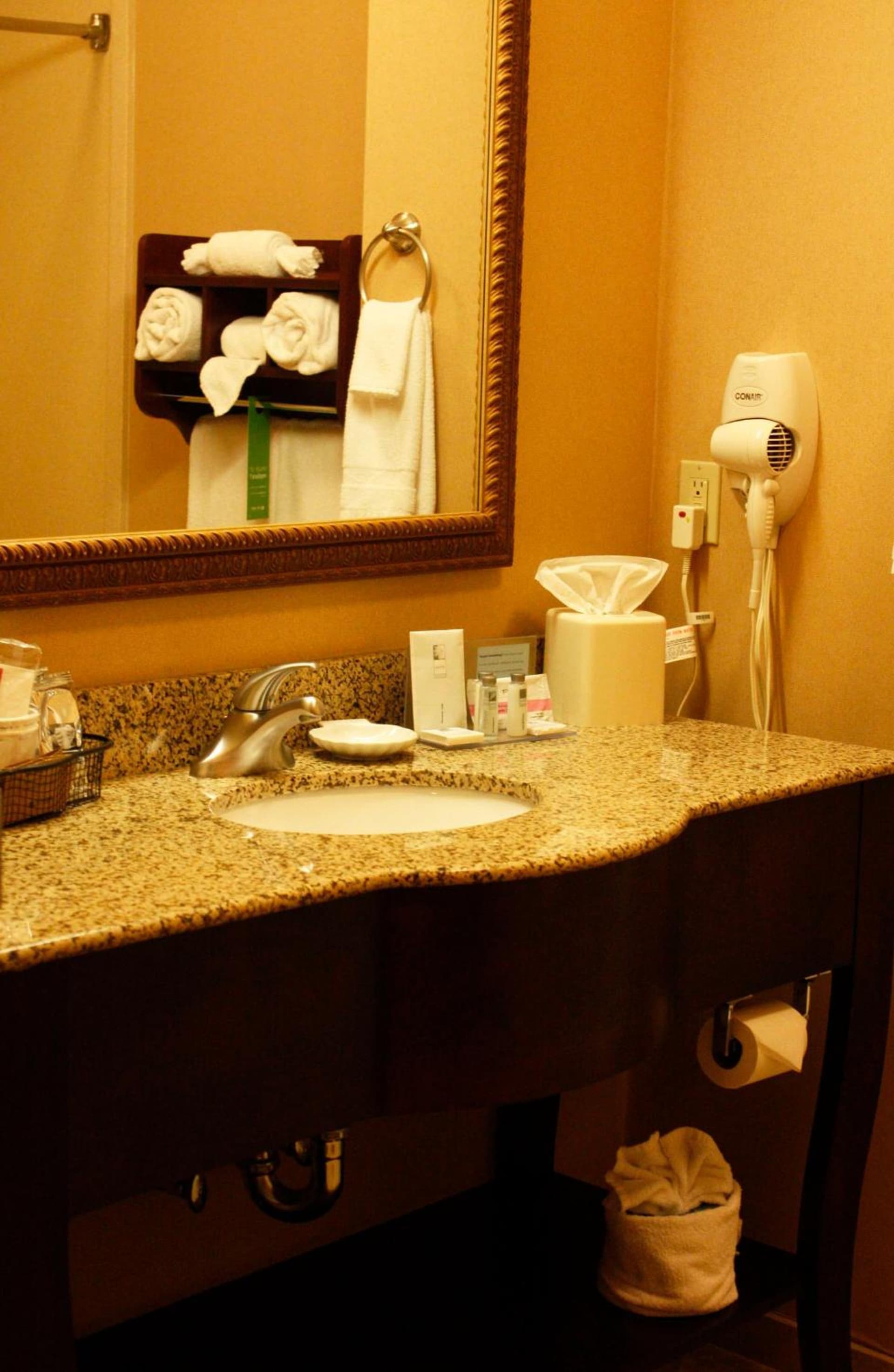 Hampton Inn Auburn property views in Auburn, IN — gallery photo 3