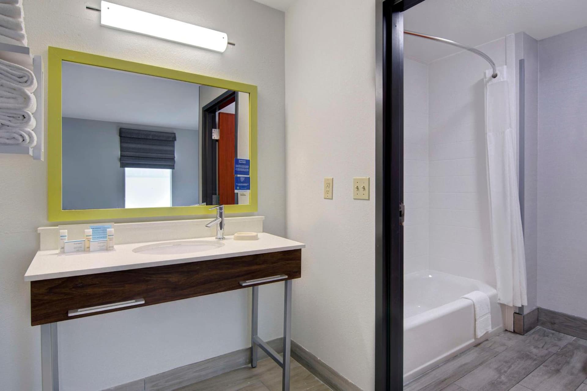 Hampton Inn Fayetteville gallery photo in Fayetteville, AR — image 18