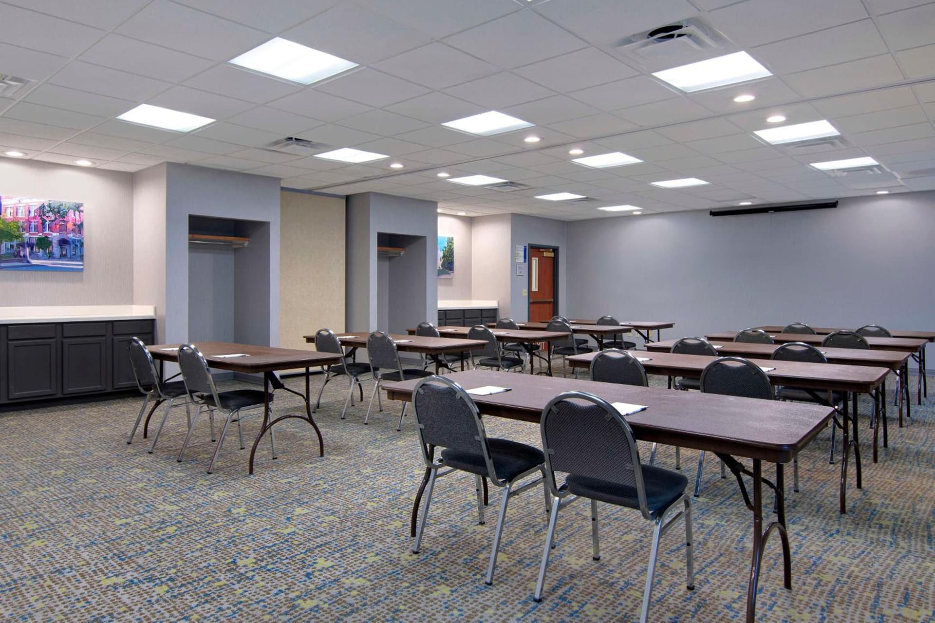 Hampton Inn Fayetteville gallery photo in Fayetteville, AR — image 17