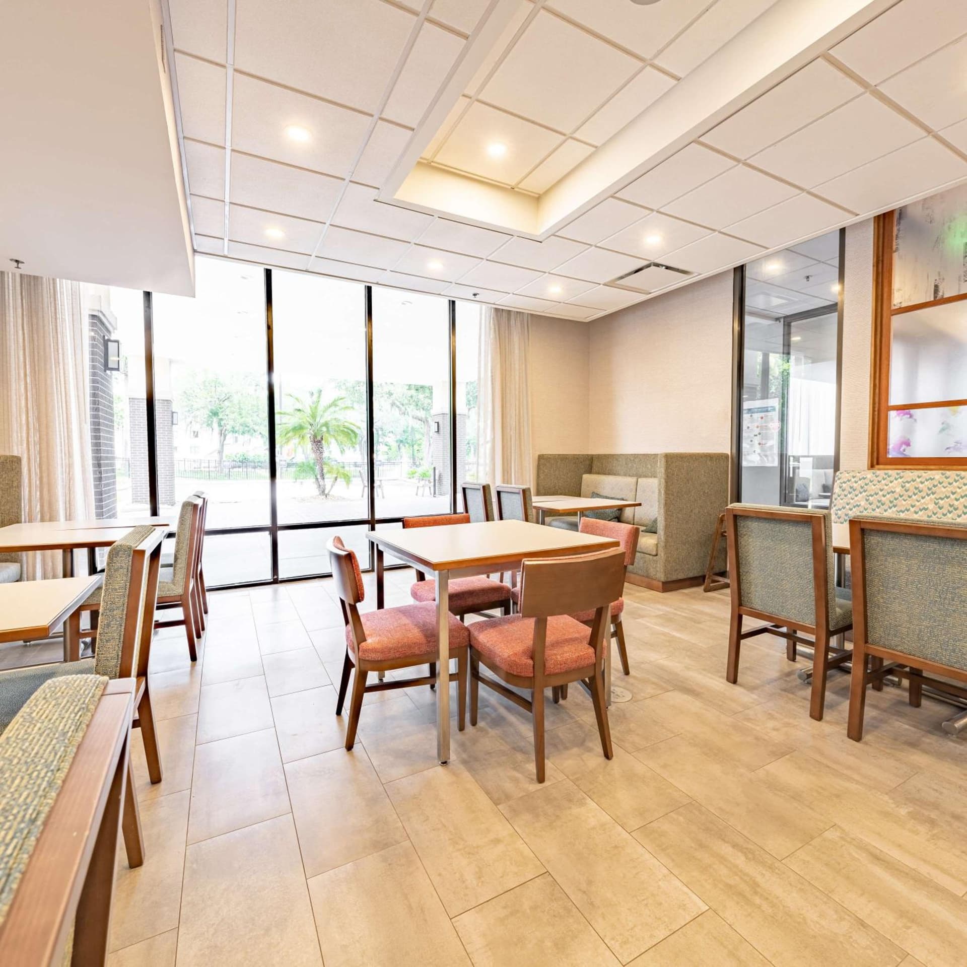 Hampton Inn Gainesville gallery photo in Gainesville, FL — image 21