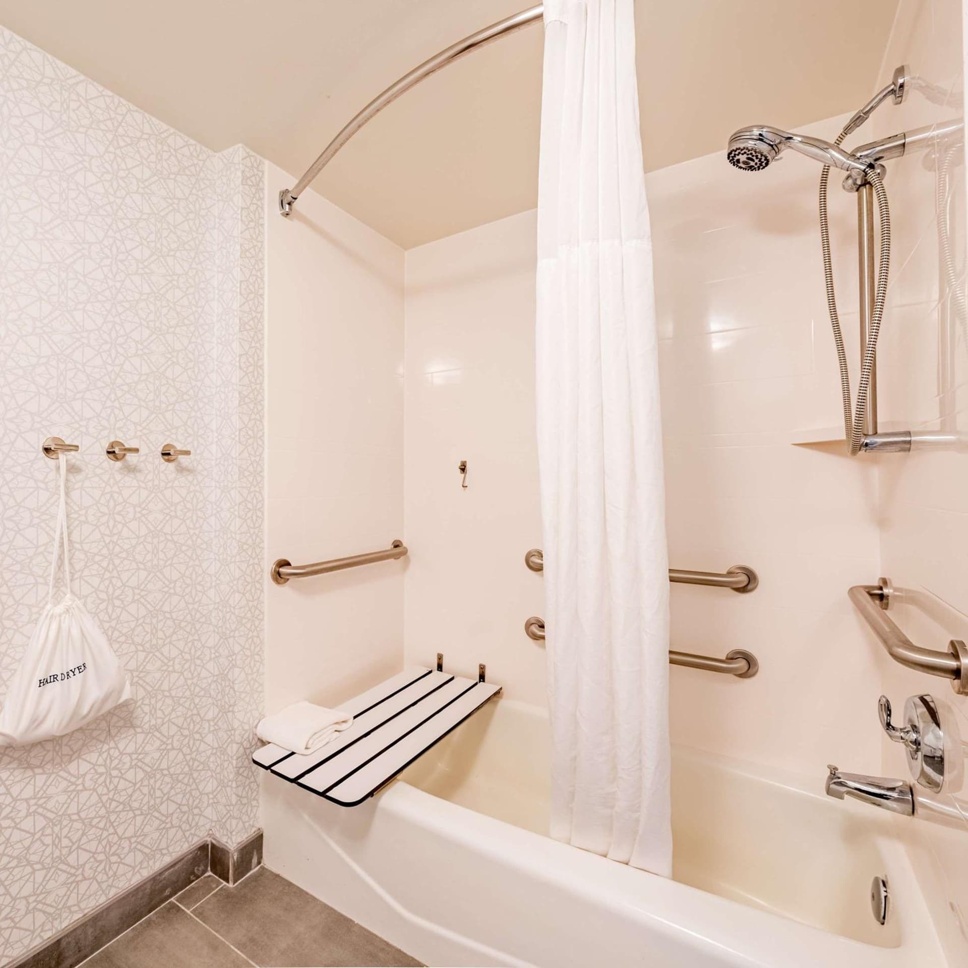 Hampton Inn Gainesville gallery photo in Gainesville, FL — image 19