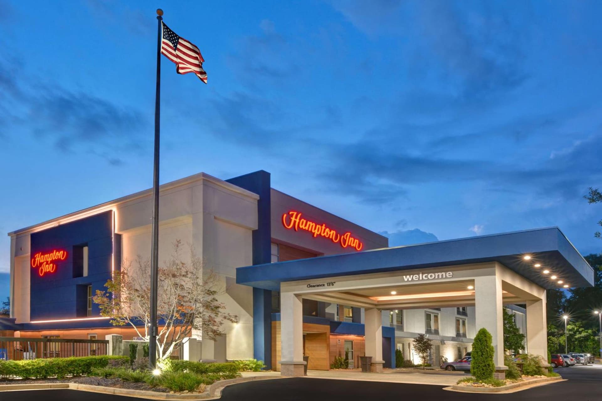 Hampton Inn Greenwood interior in Greenwood, SC — gallery photo 2