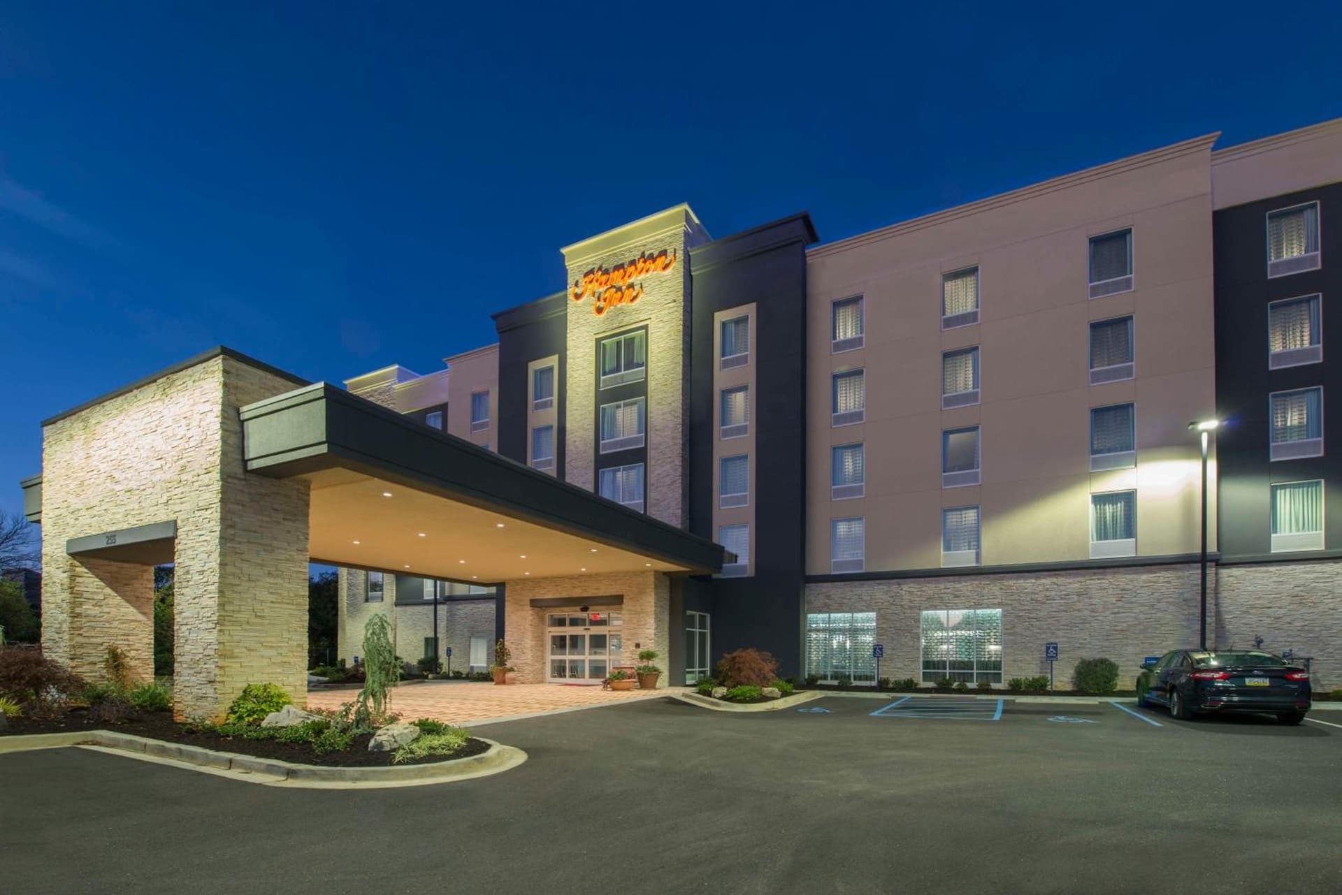 Hampton Inn Greenville/I-385 Haywood Mall, SC featured exterior or lobby in Greenville, SC — similar hotel