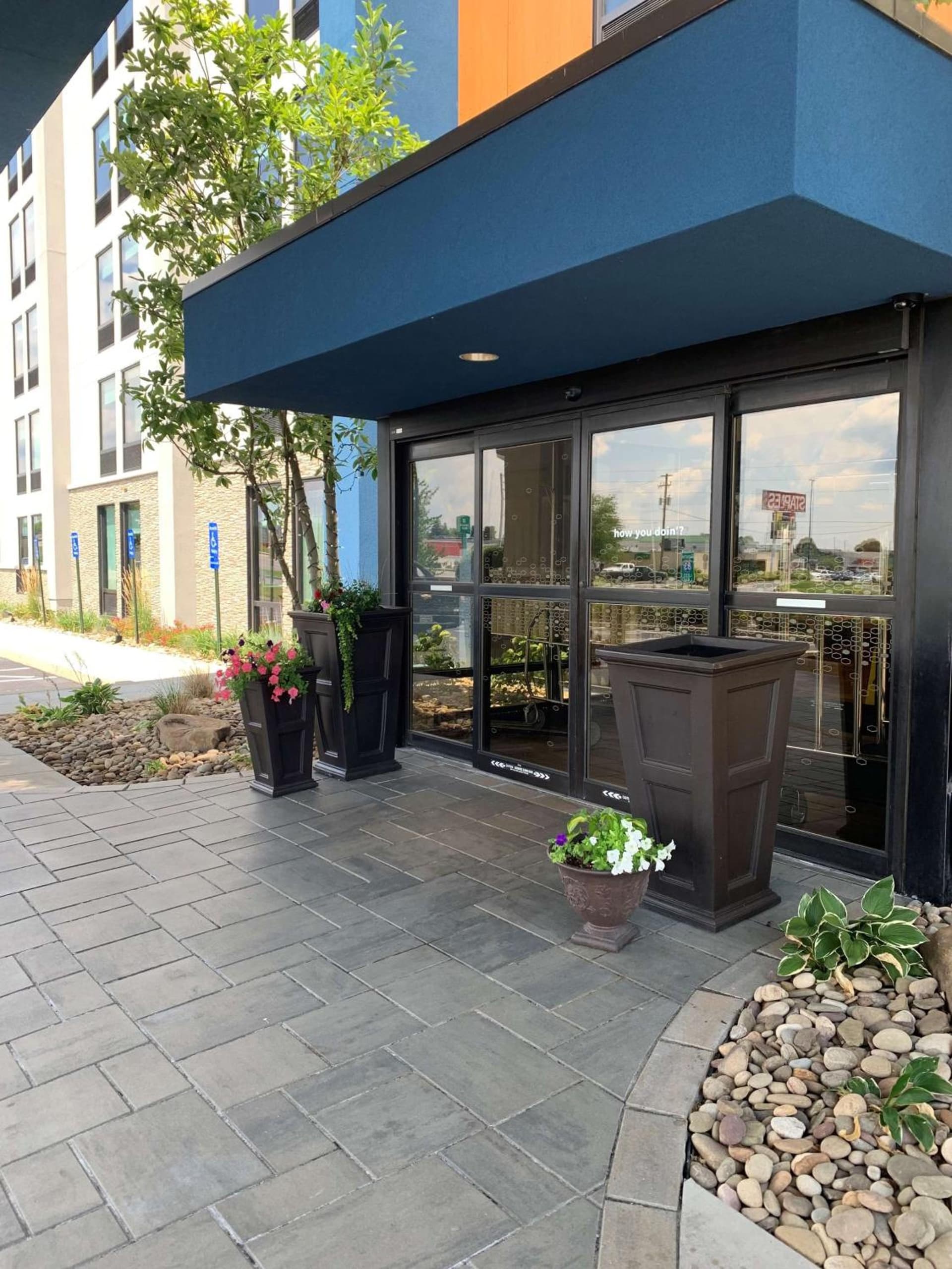 Hampton Inn Harrisburg-East/Hershey interior in Harrisburg, PA — gallery photo 2