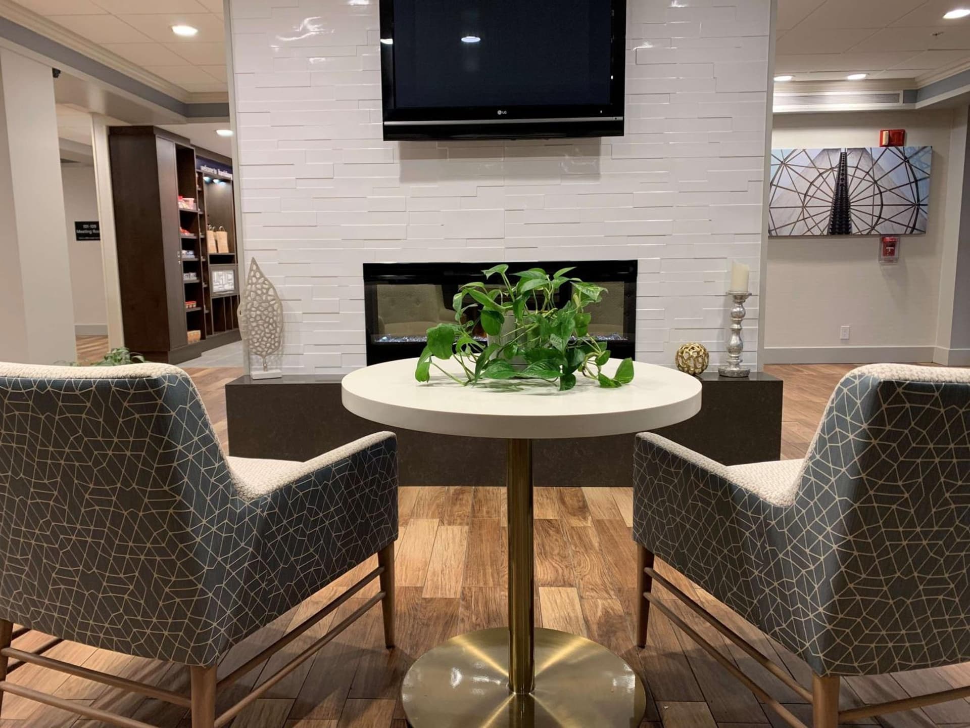Hampton Inn Harrisburg-East/Hershey interior in Harrisburg, PA — gallery photo 2