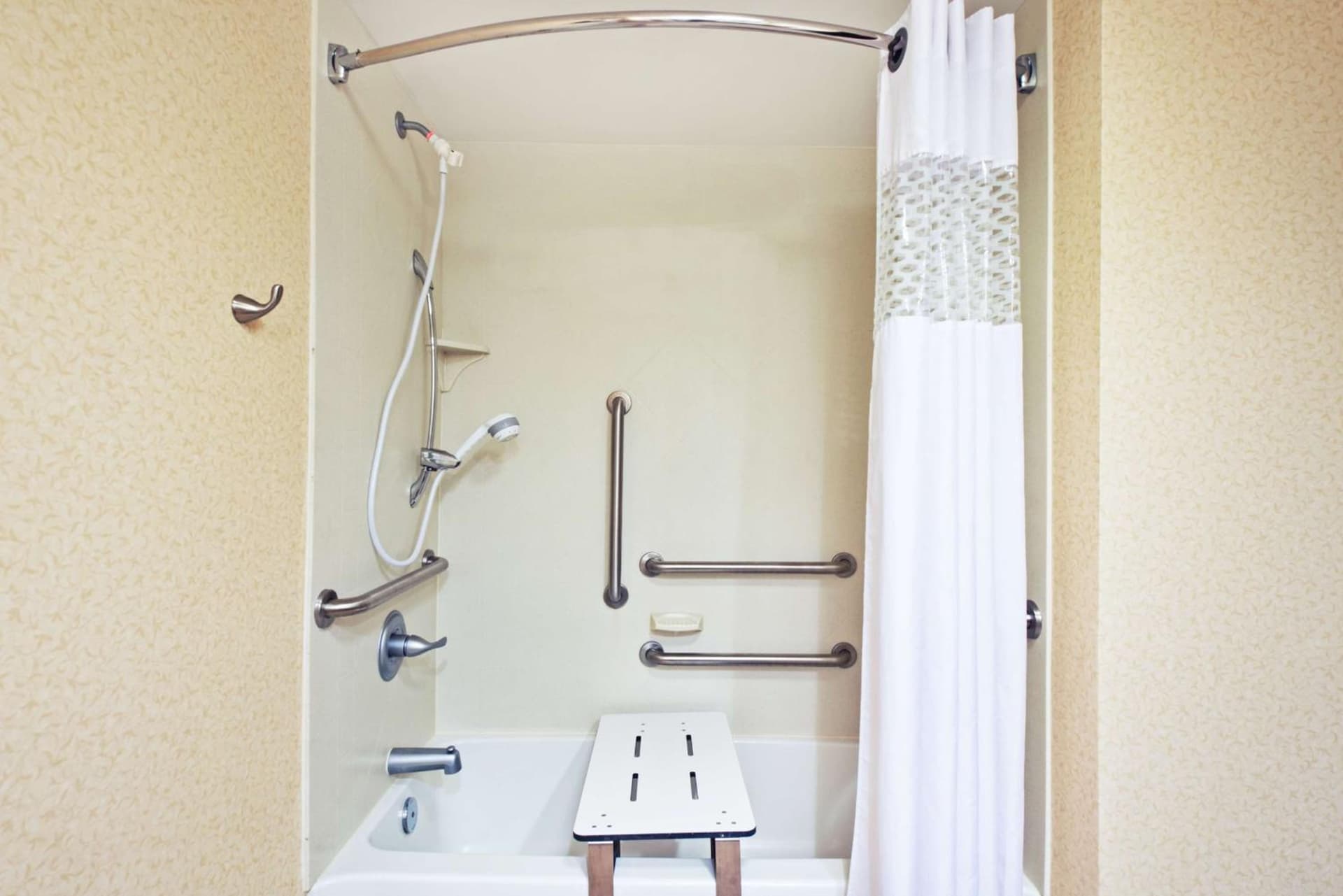Hampton Inn Huntington/Barboursville gallery photo in Barboursville, WV — image 14