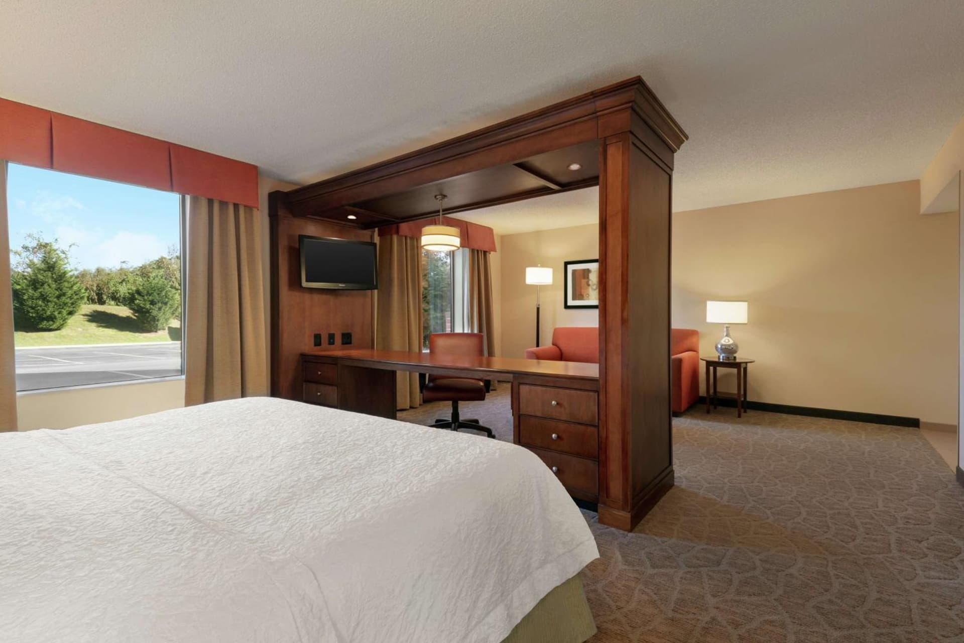 Hampton Inn & Suites Charles Town gallery photo in Charles Town, WV — image 23