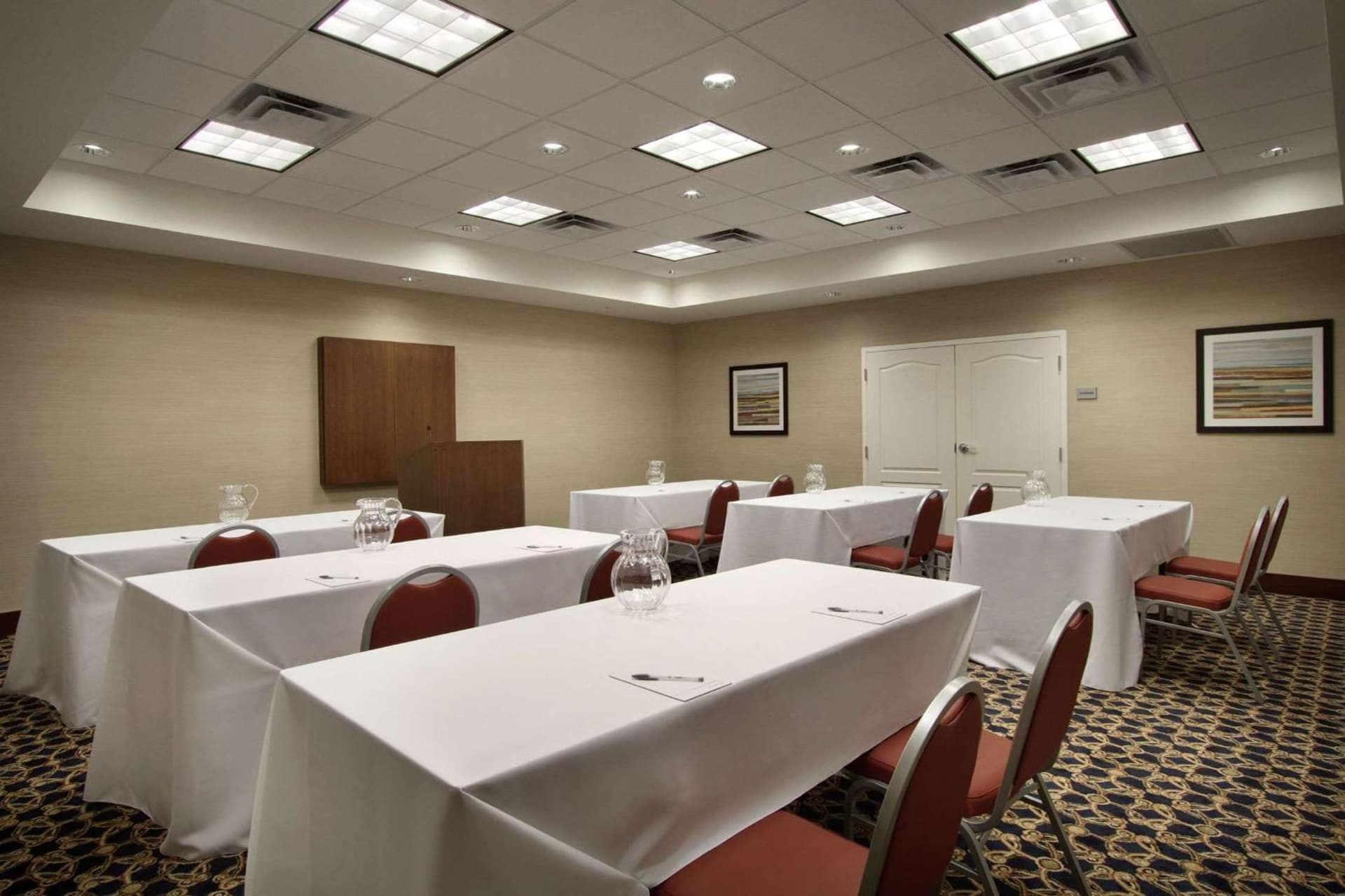 Hampton Inn & Suites Charles Town gallery photo in Charles Town, WV — image 7