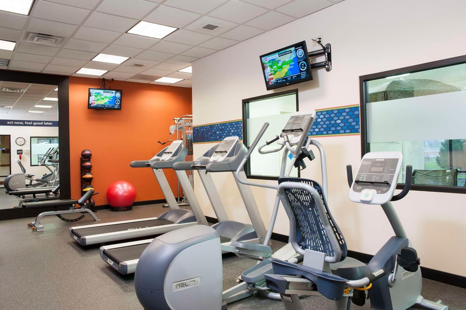 Hampton Inn and Suites Indianapolis-Fishers gallery photo in Fishers, IN — image 14