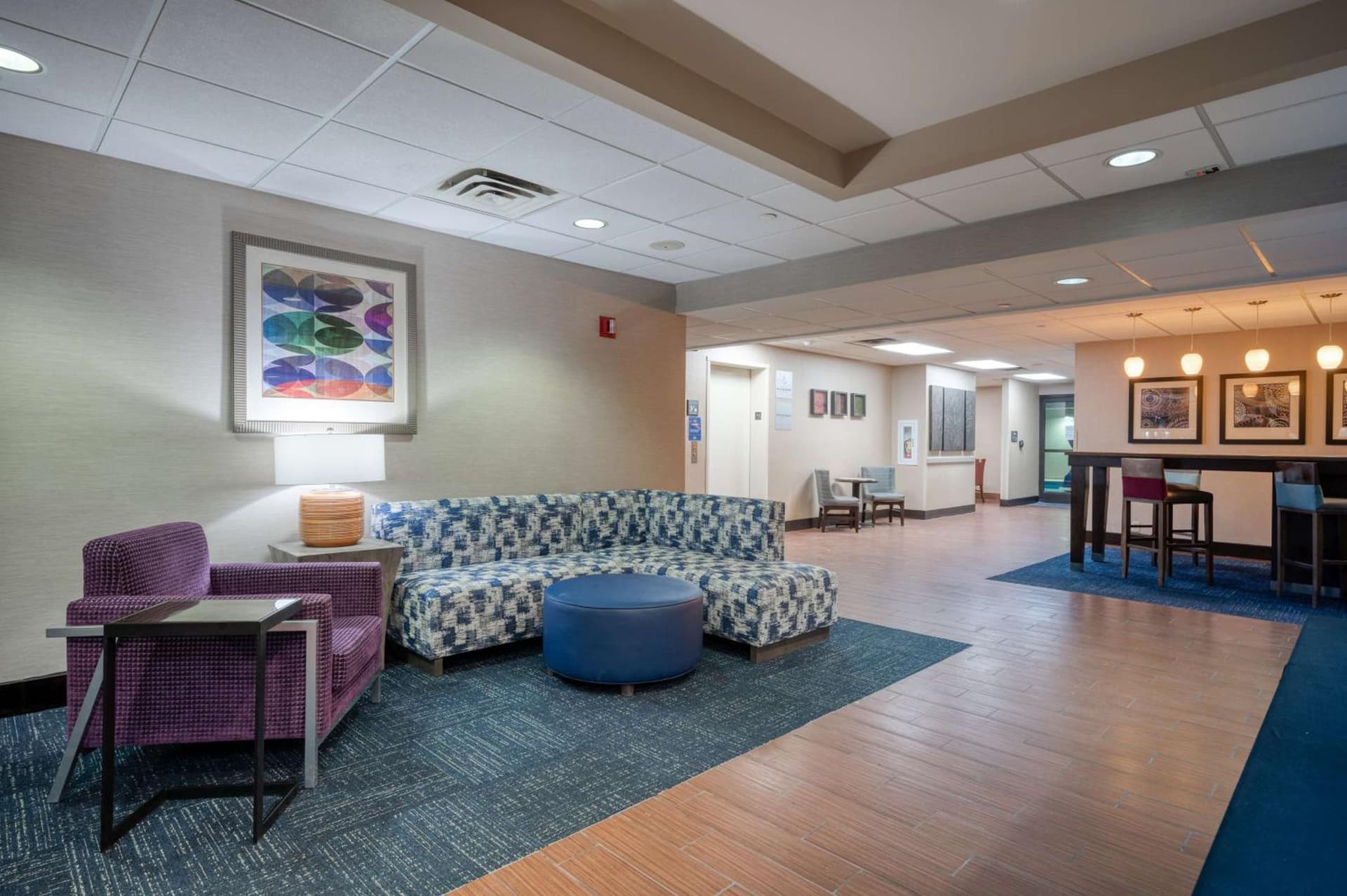 Hampton Inn Janesville interior in Janesville, WI — gallery photo 2